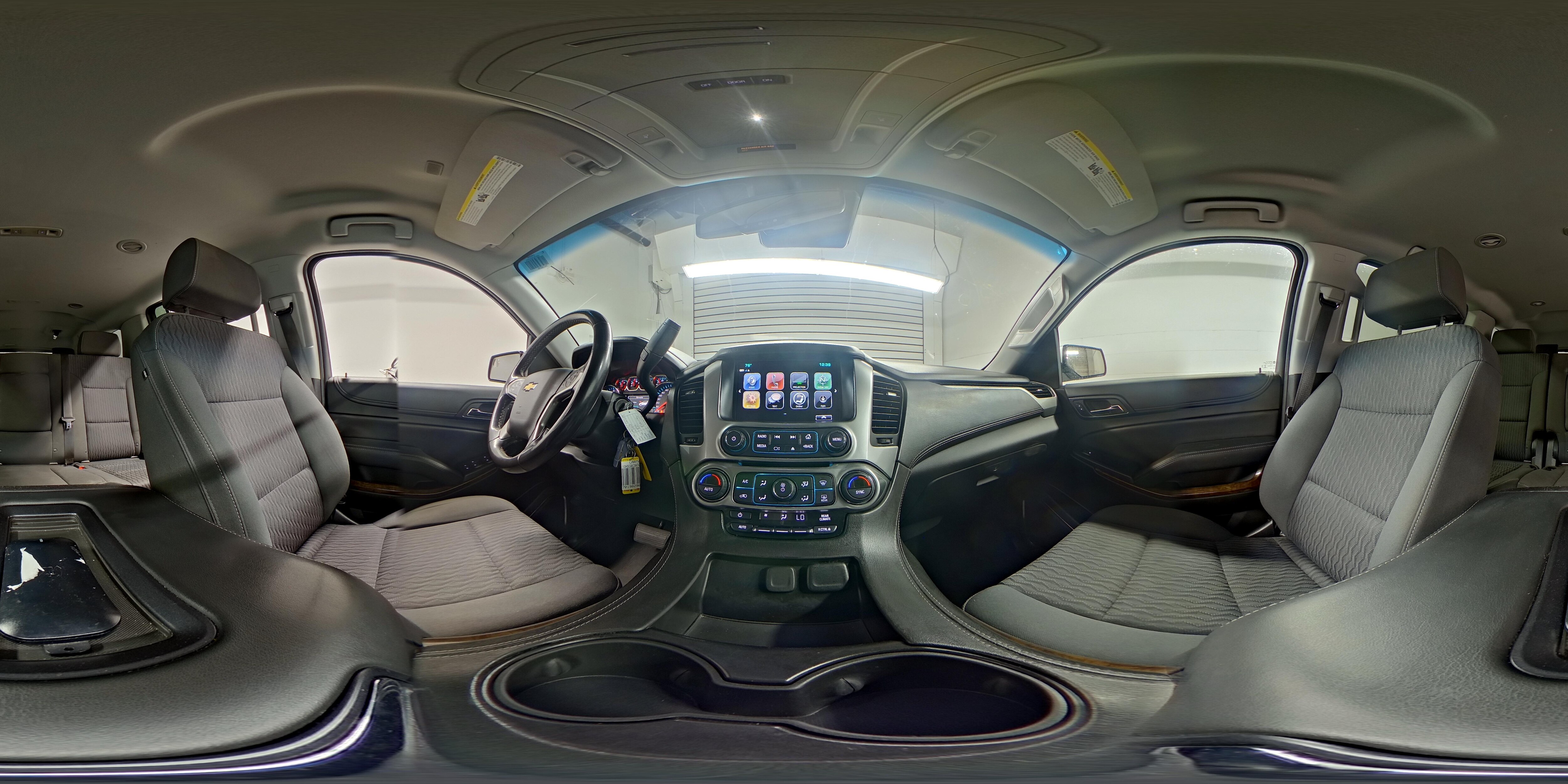 2019 Chevrolet Suburban LS - Photo 20