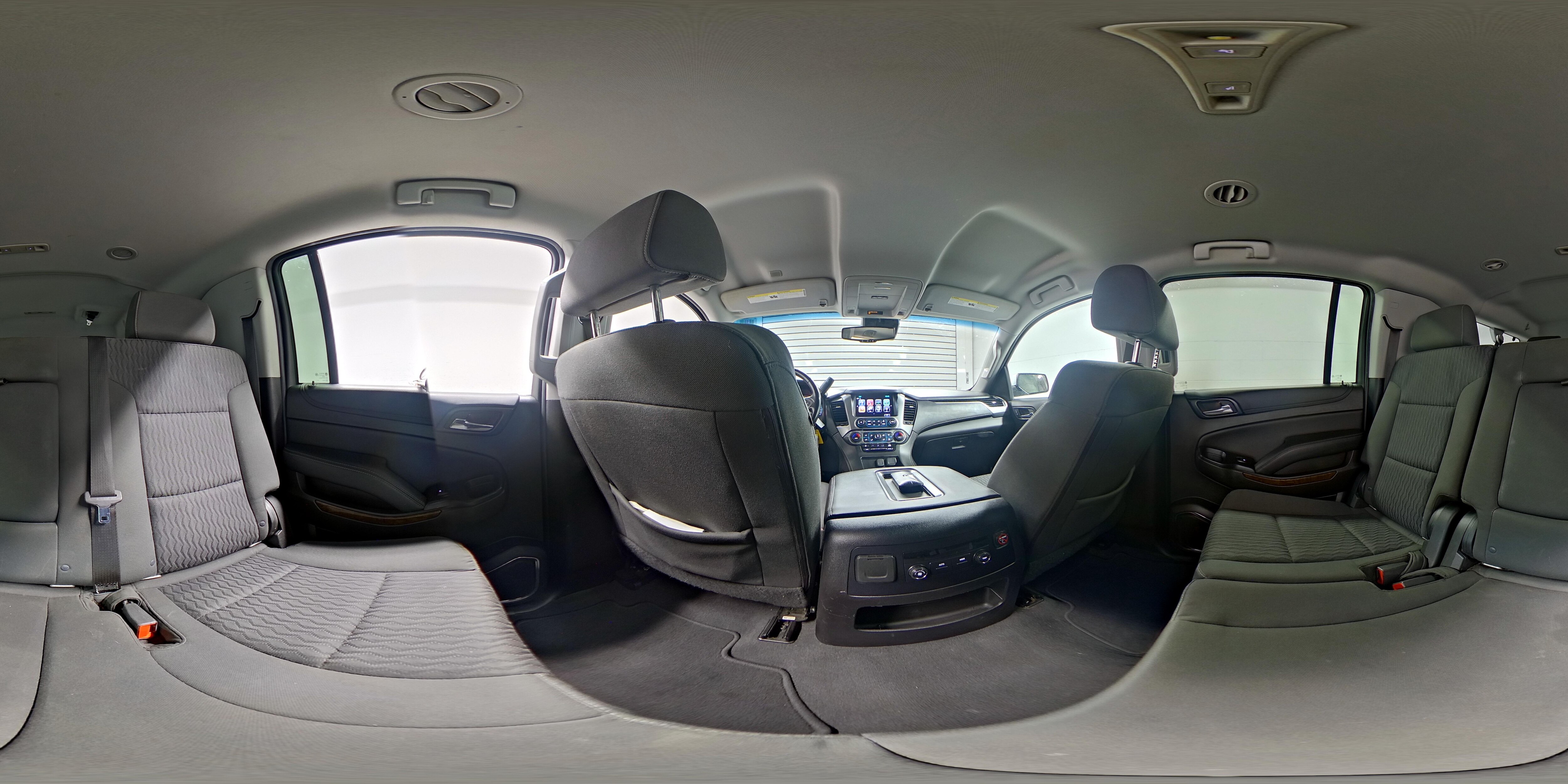 2019 Chevrolet Suburban LS - Photo 21