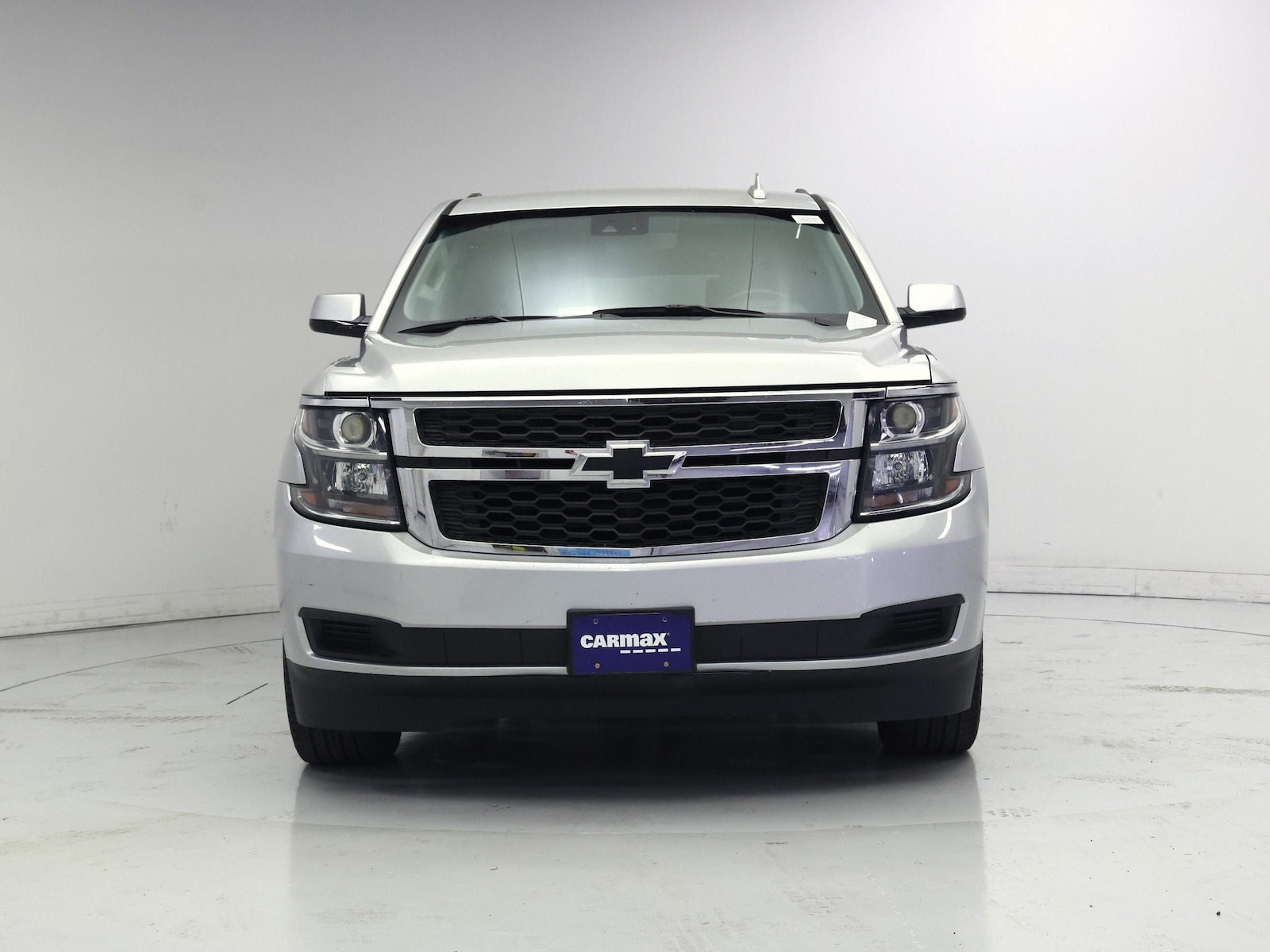 2019 Chevrolet Suburban LS - Photo 6