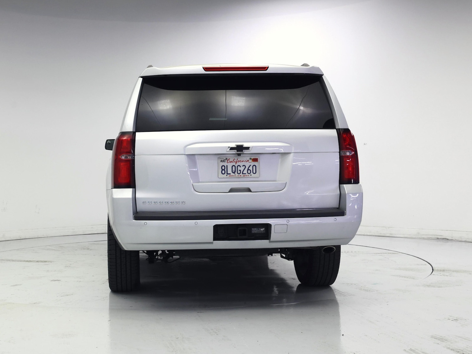 2019 Chevrolet Suburban LS - Photo 7