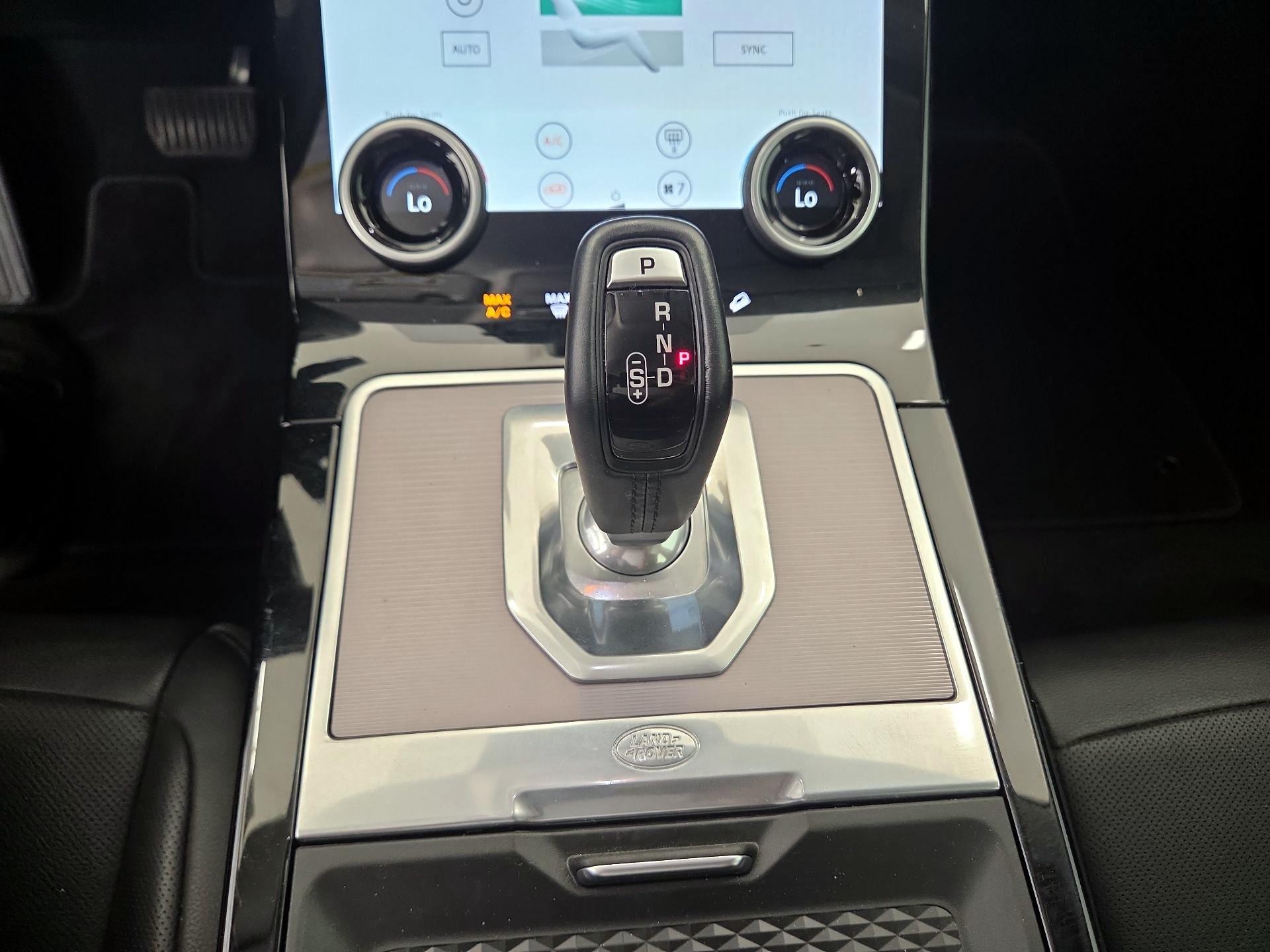 Thumbnail: 2020 Land Rover Range Rover Evoque - 16
