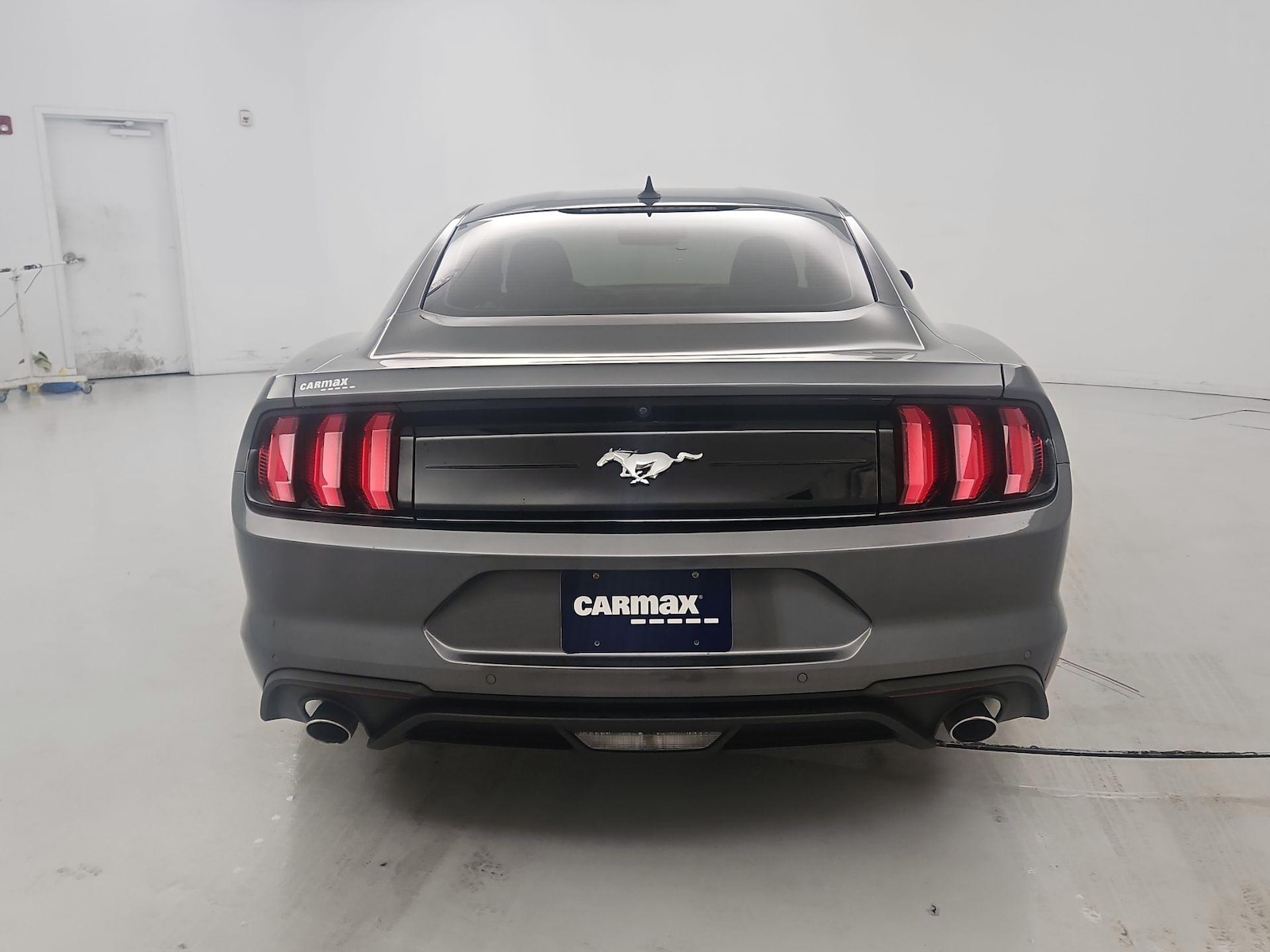 2023 Ford Mustang EcoBoost - Photo 6