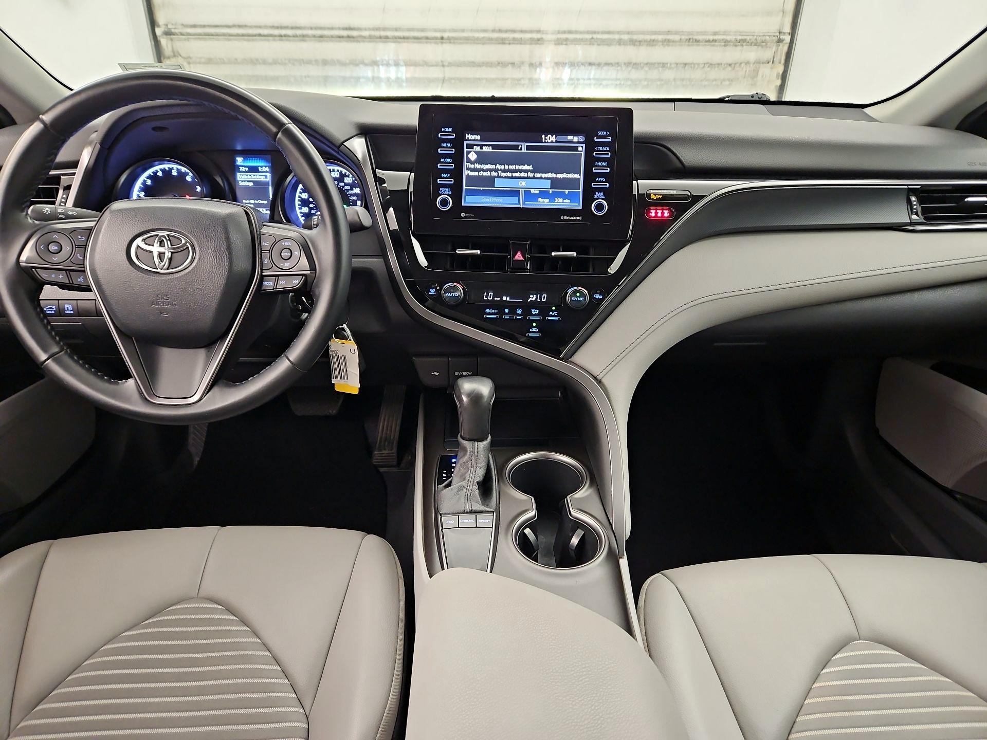 Thumbnail: 2022 Toyota Camry - 9