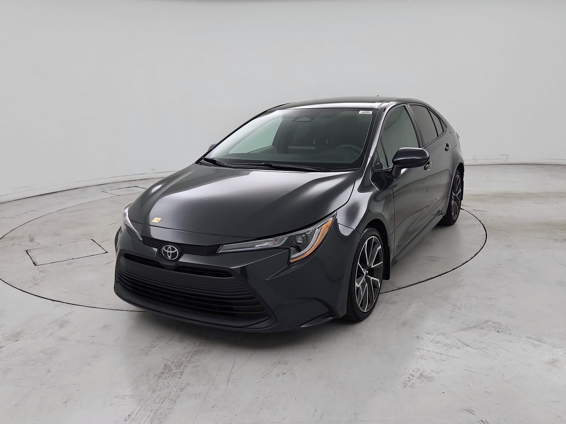 Thumbnail: 2024 Toyota Corolla - 3