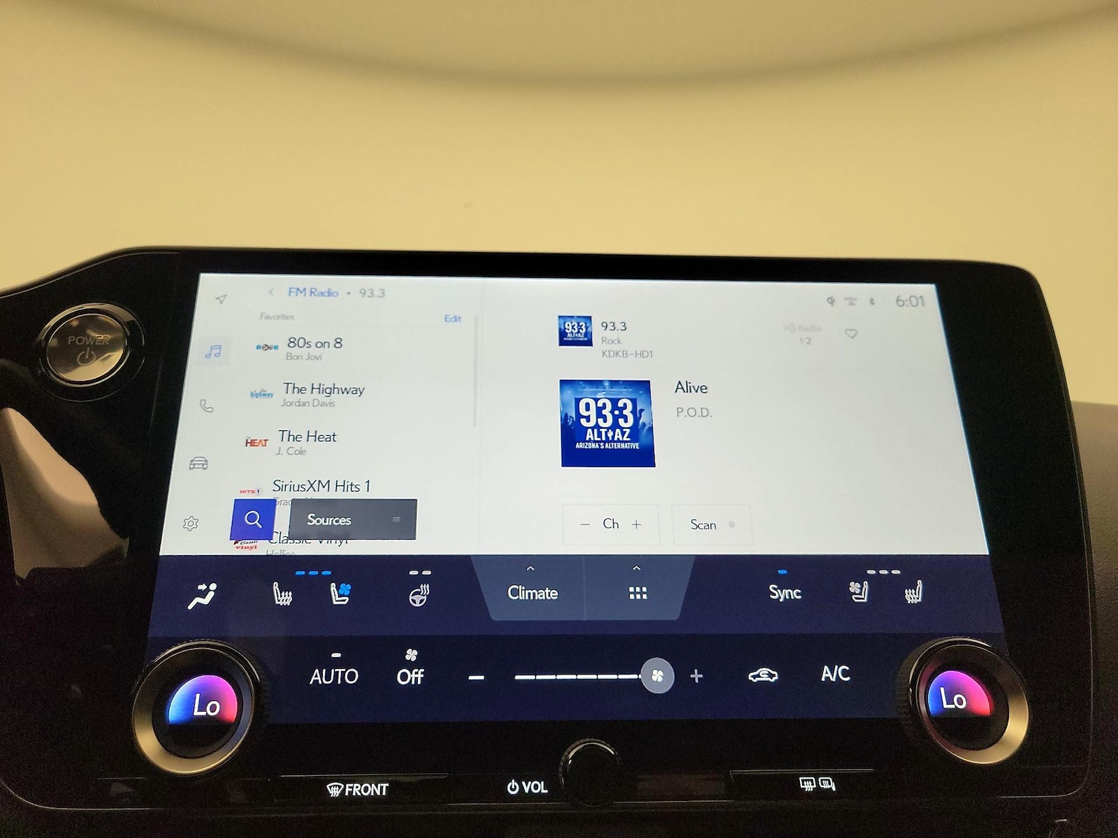 2022 Lexus NX Hybrid 350h - Photo 16