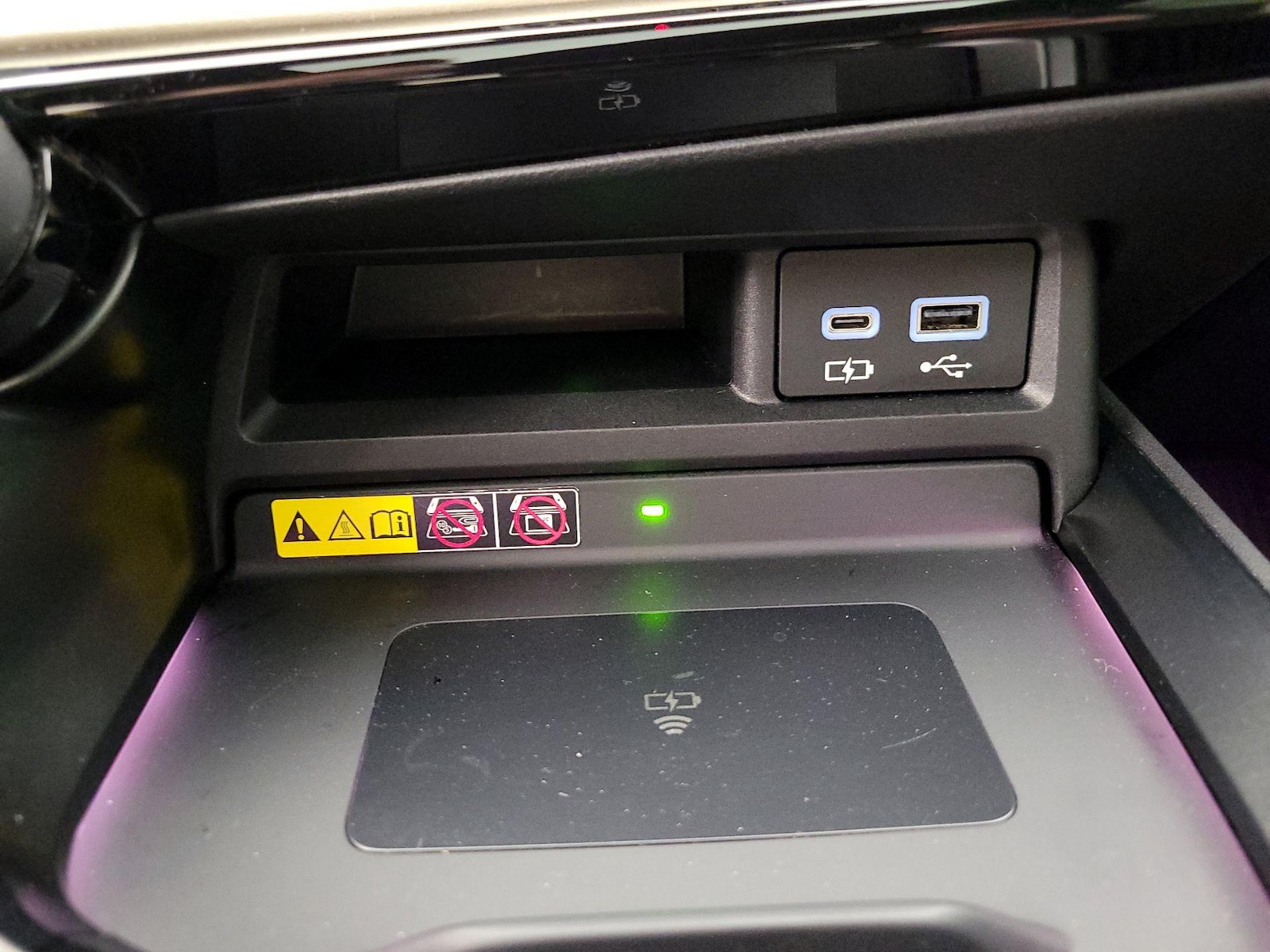 2022 Lexus NX Hybrid 350h - Photo 19