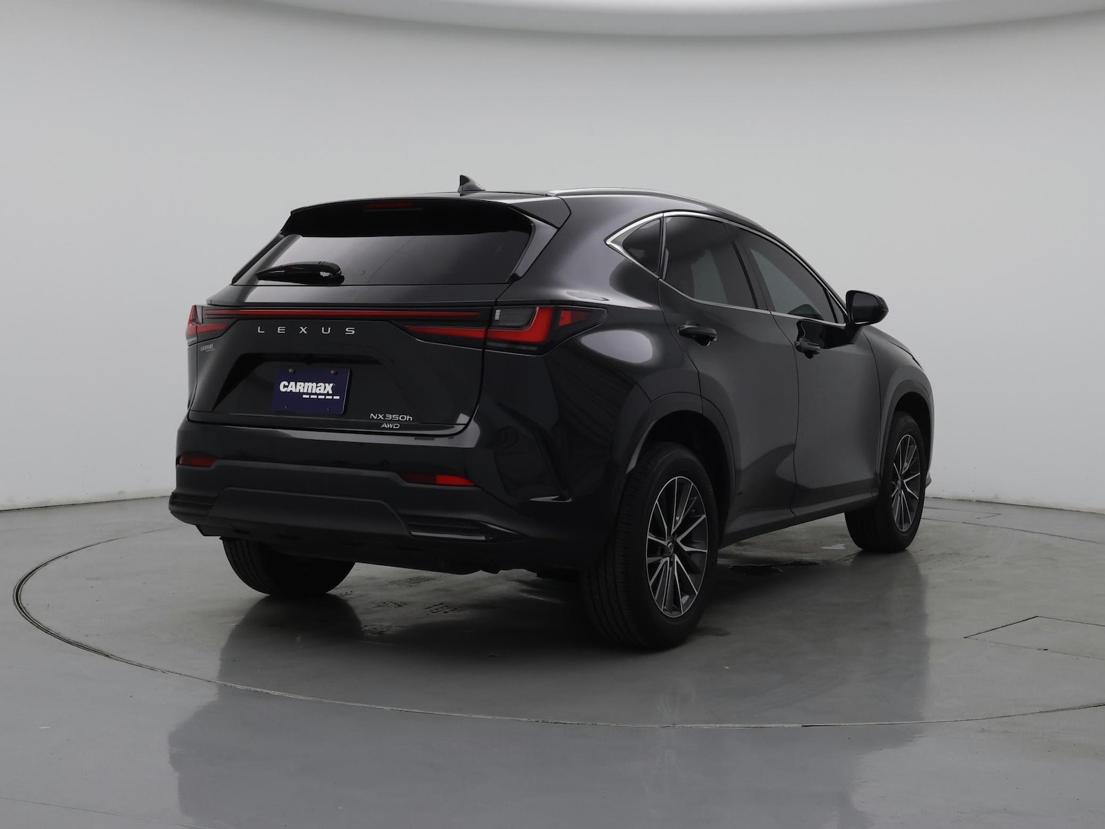 2022 Lexus NX Hybrid 350h - Photo 9
