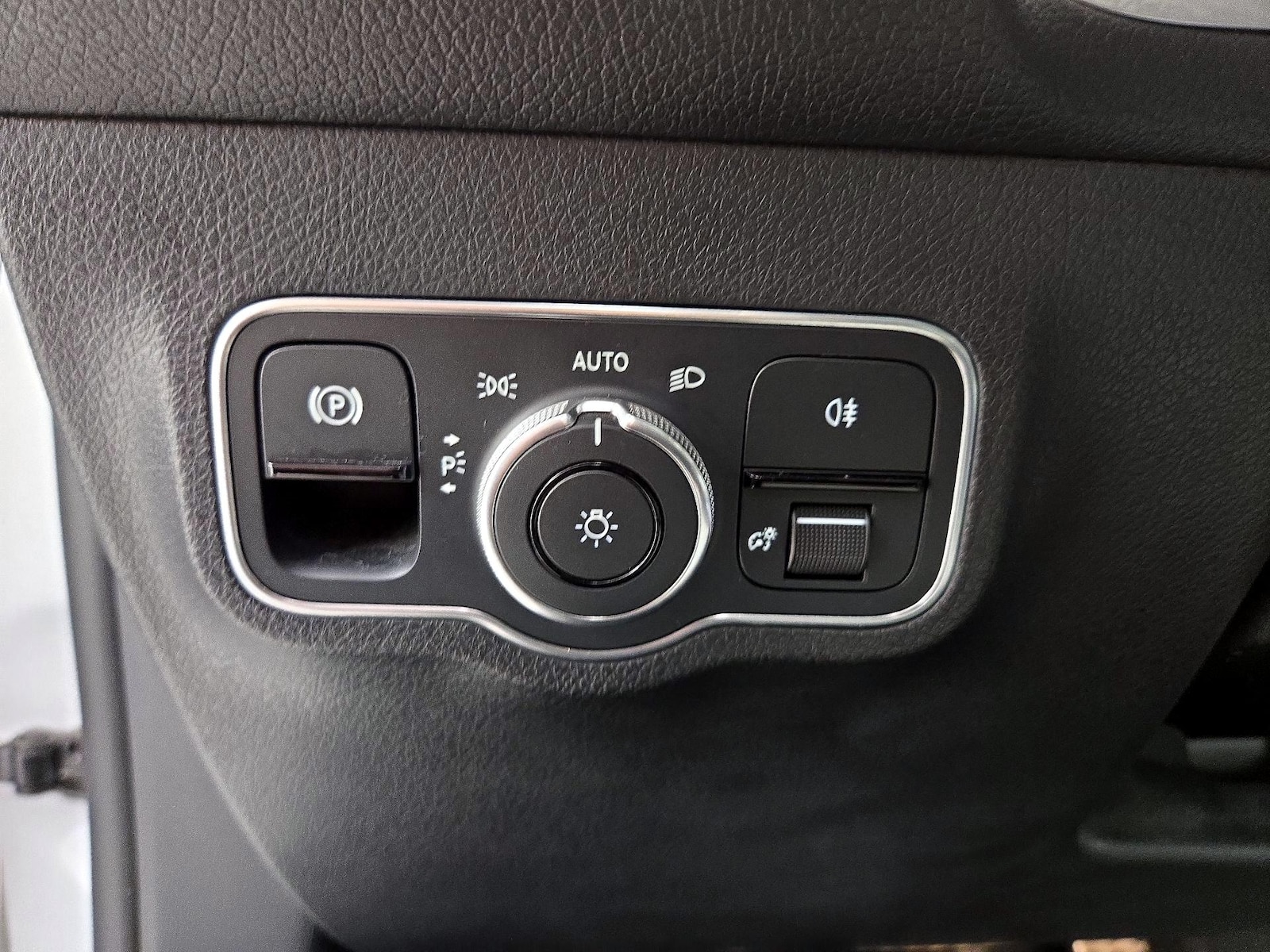 2023 Mercedes-Benz GLB Base - Photo 14