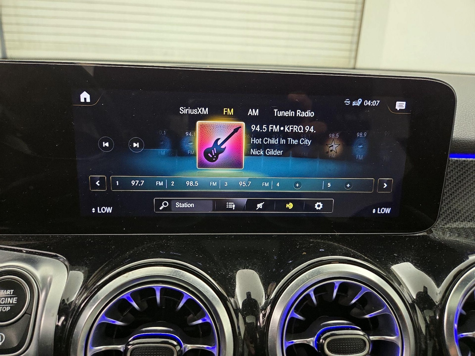 2023 Mercedes-Benz GLB Base - Photo 16