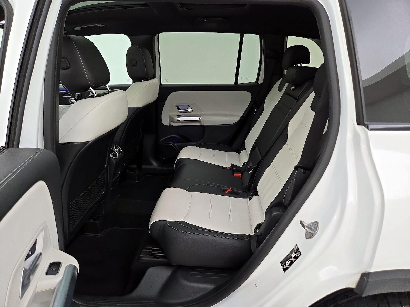2023 Mercedes-Benz GLB Base - Photo 21