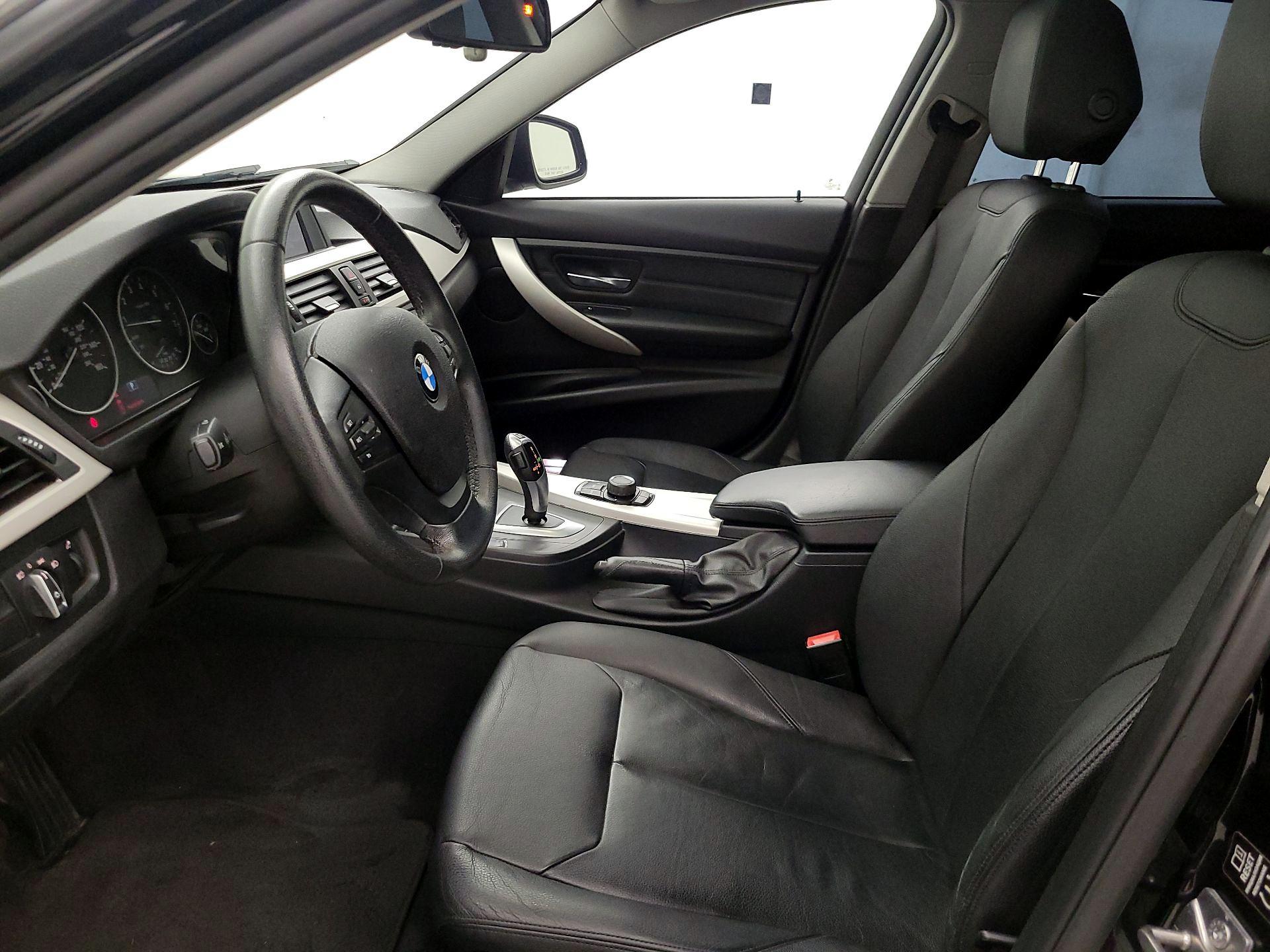 Thumbnail: 2014 BMW 3 Series - 11