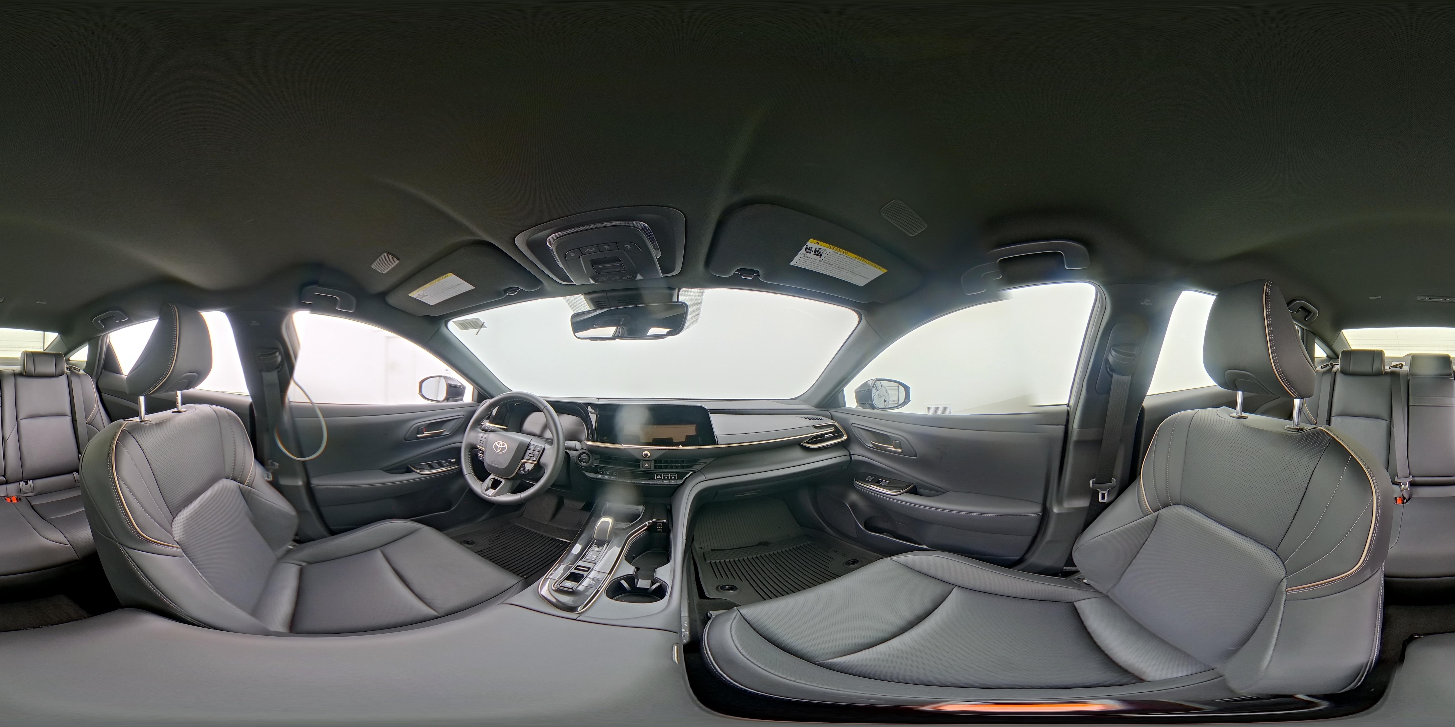 2026 Toyota Crown XLE - Photo 24
