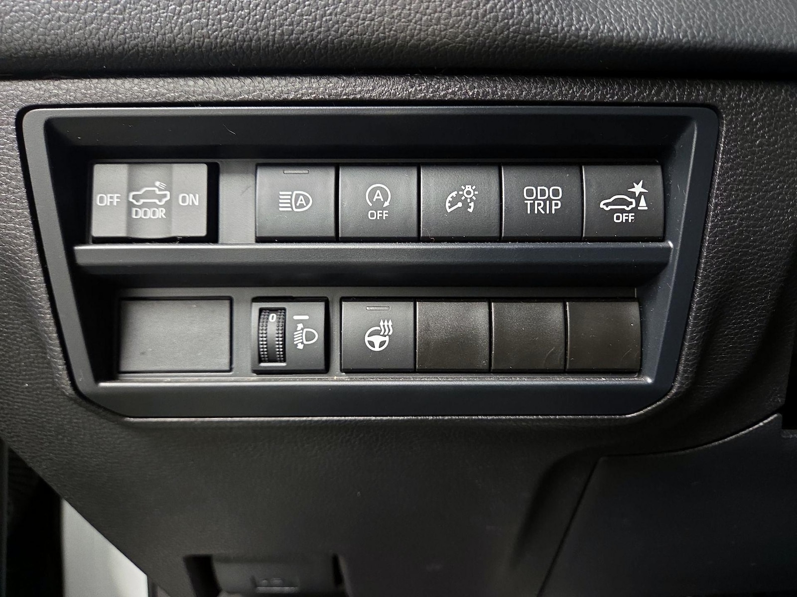 2024 Toyota Tundra Limited - Photo 14