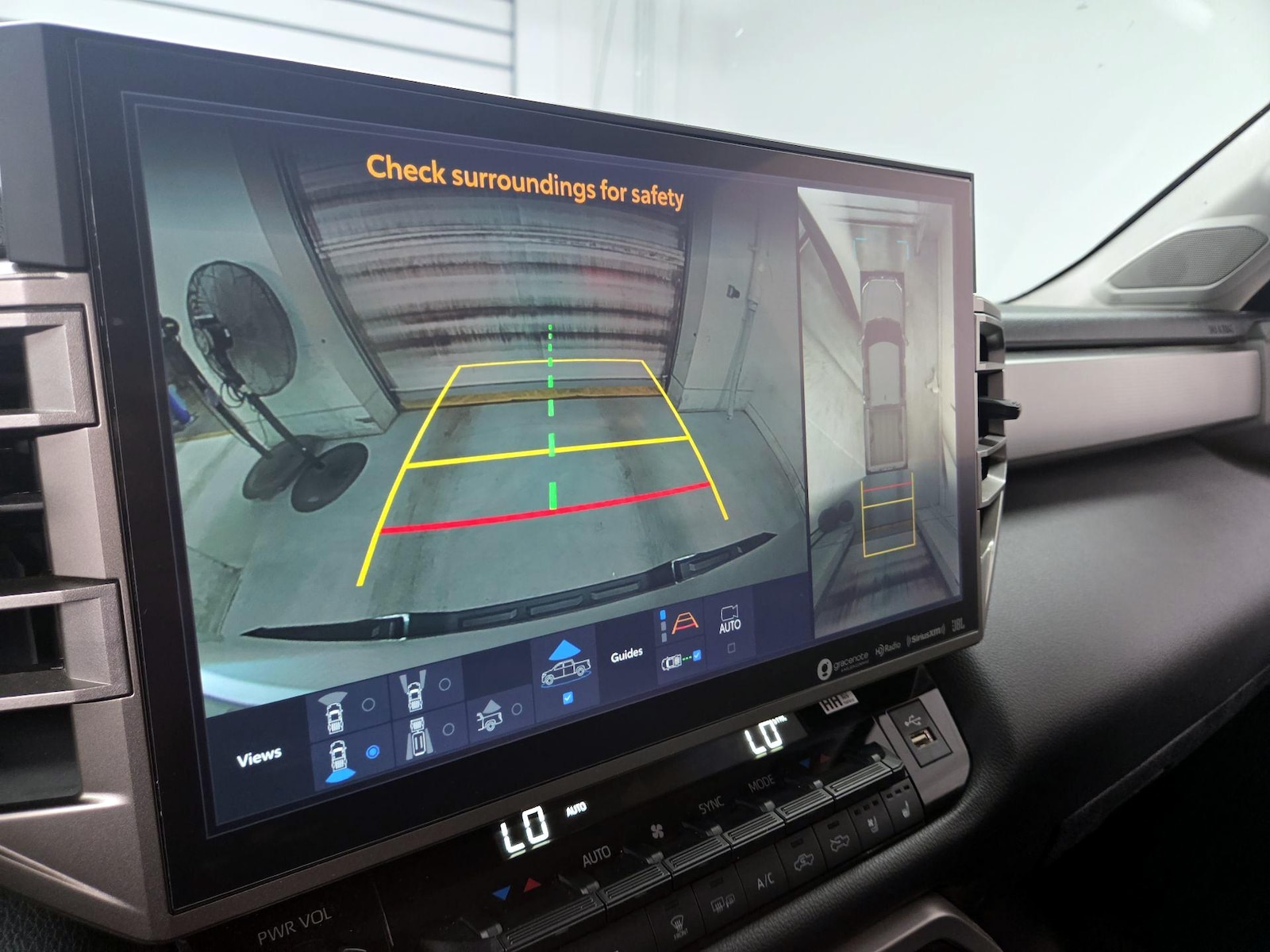 2024 Toyota Tundra Limited - Photo 15