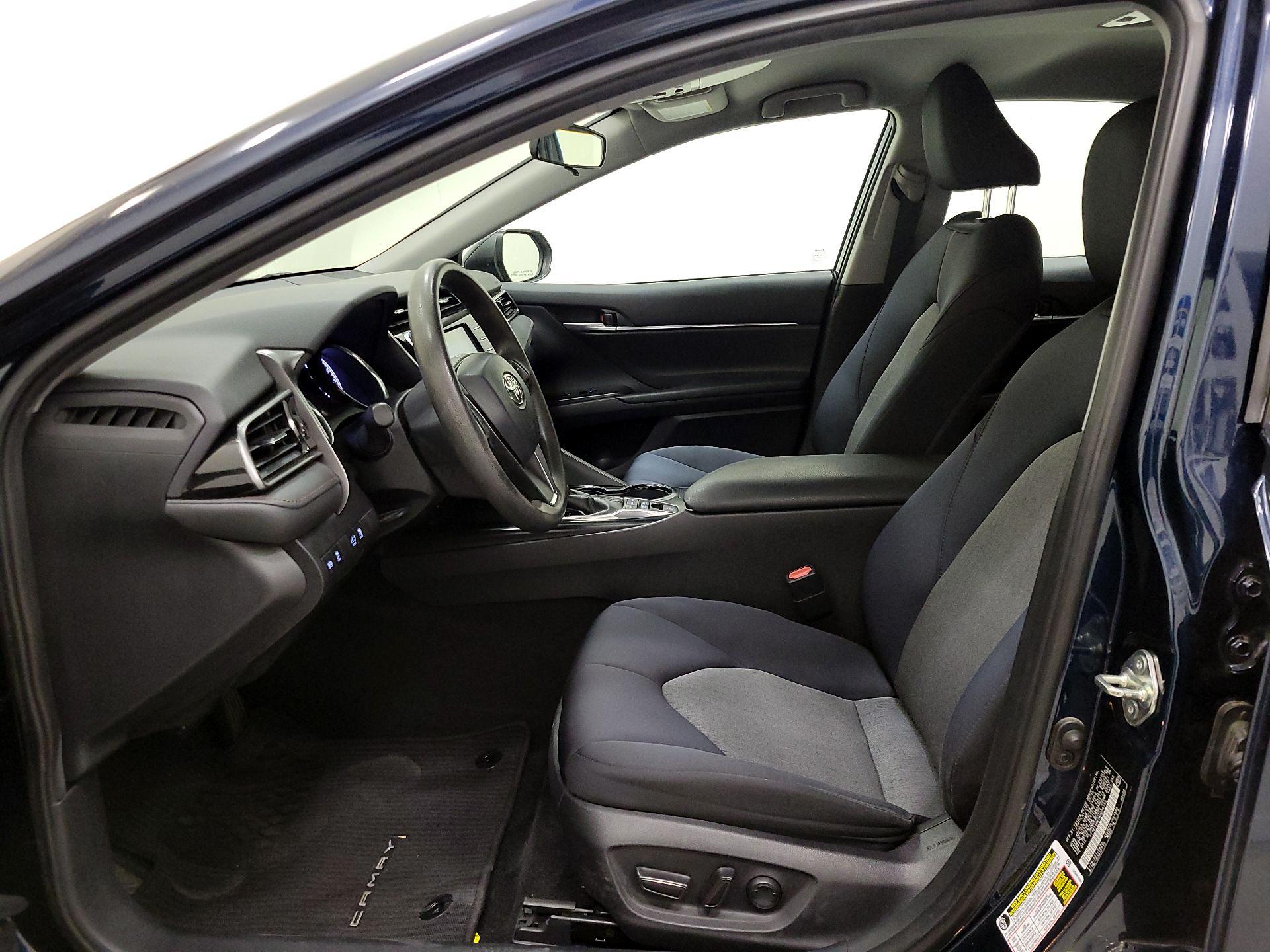 Thumbnail: 2019 Toyota Camry - 11