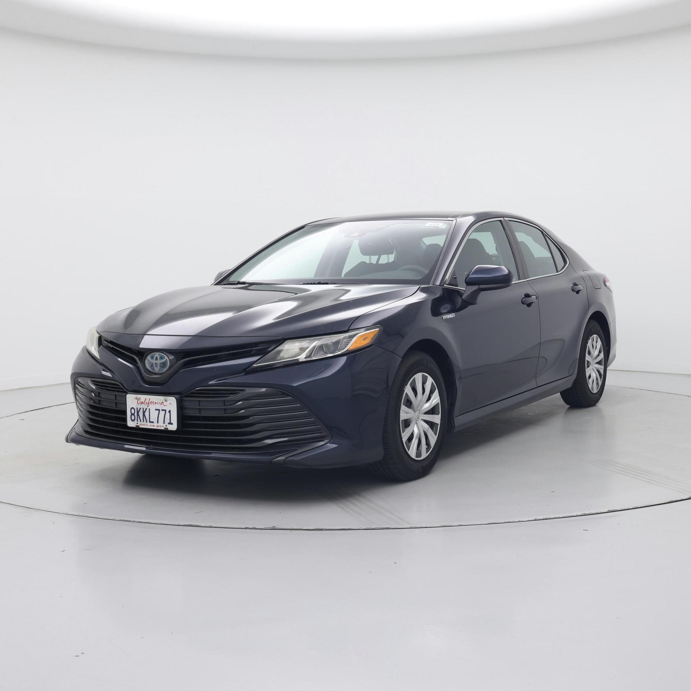 Thumbnail: 2019 Toyota Camry - 4