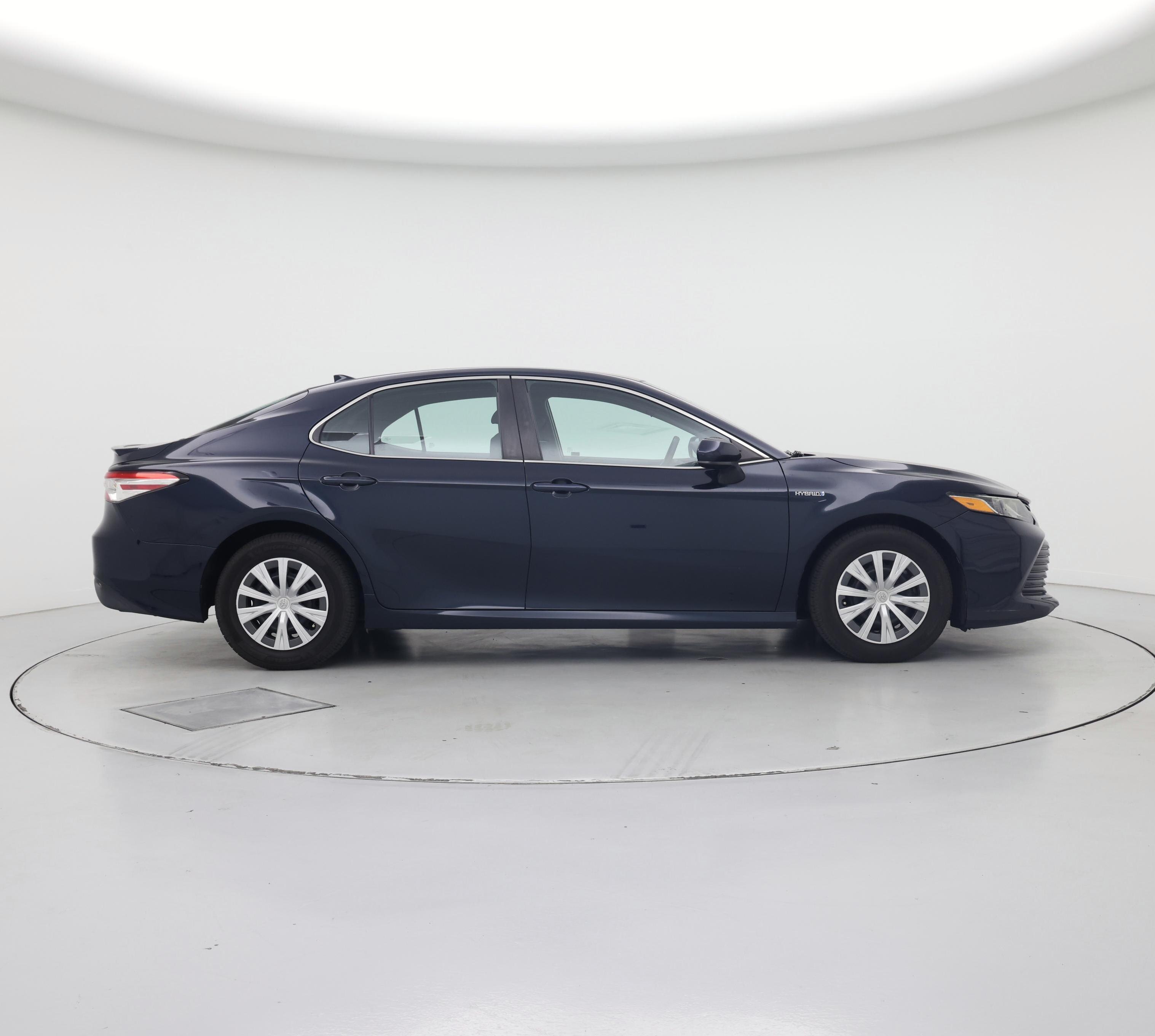 Thumbnail: 2019 Toyota Camry - 7