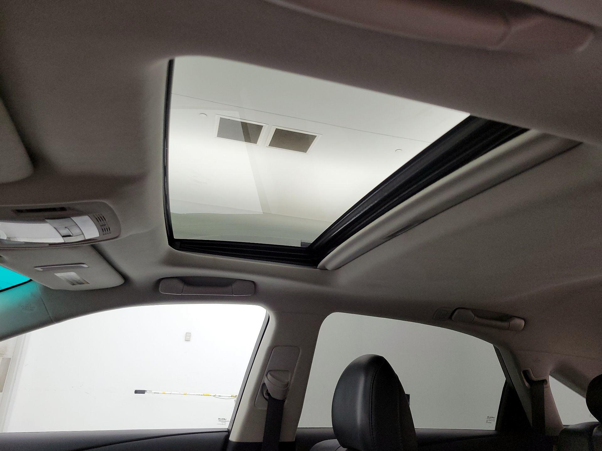 Thumbnail: 2015 Lexus RX - 19