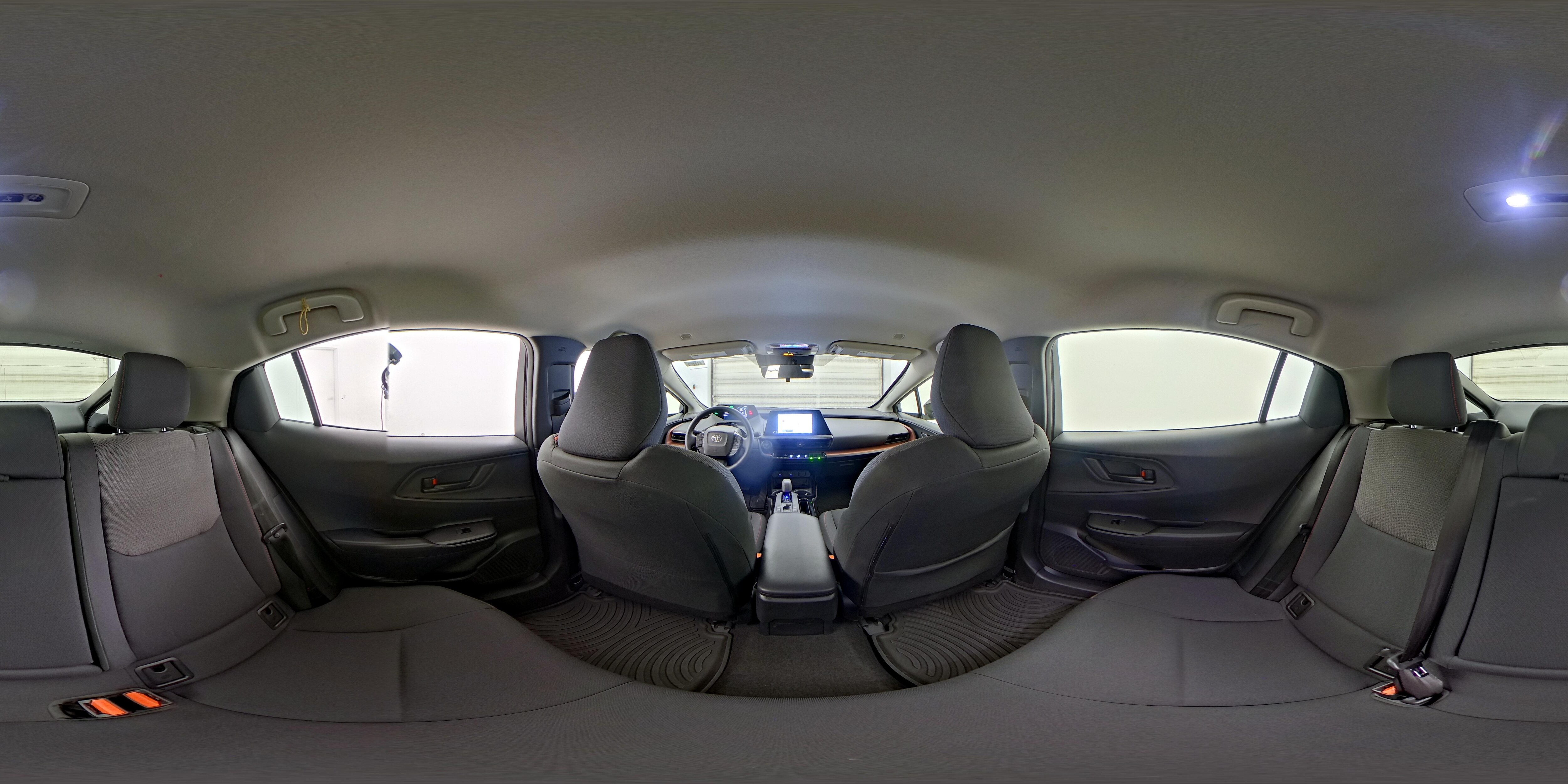 2026 Toyota Prius Plug-in Hybrid SE - Photo 25