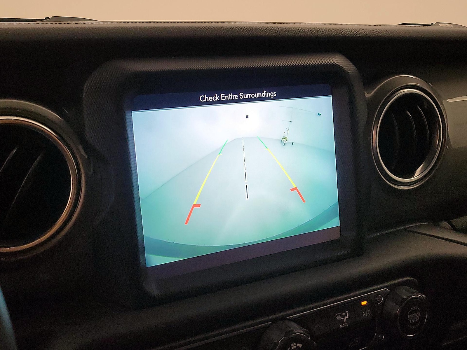 2018 Jeep All-New Wrangler Unlimited Sahara - Photo 7