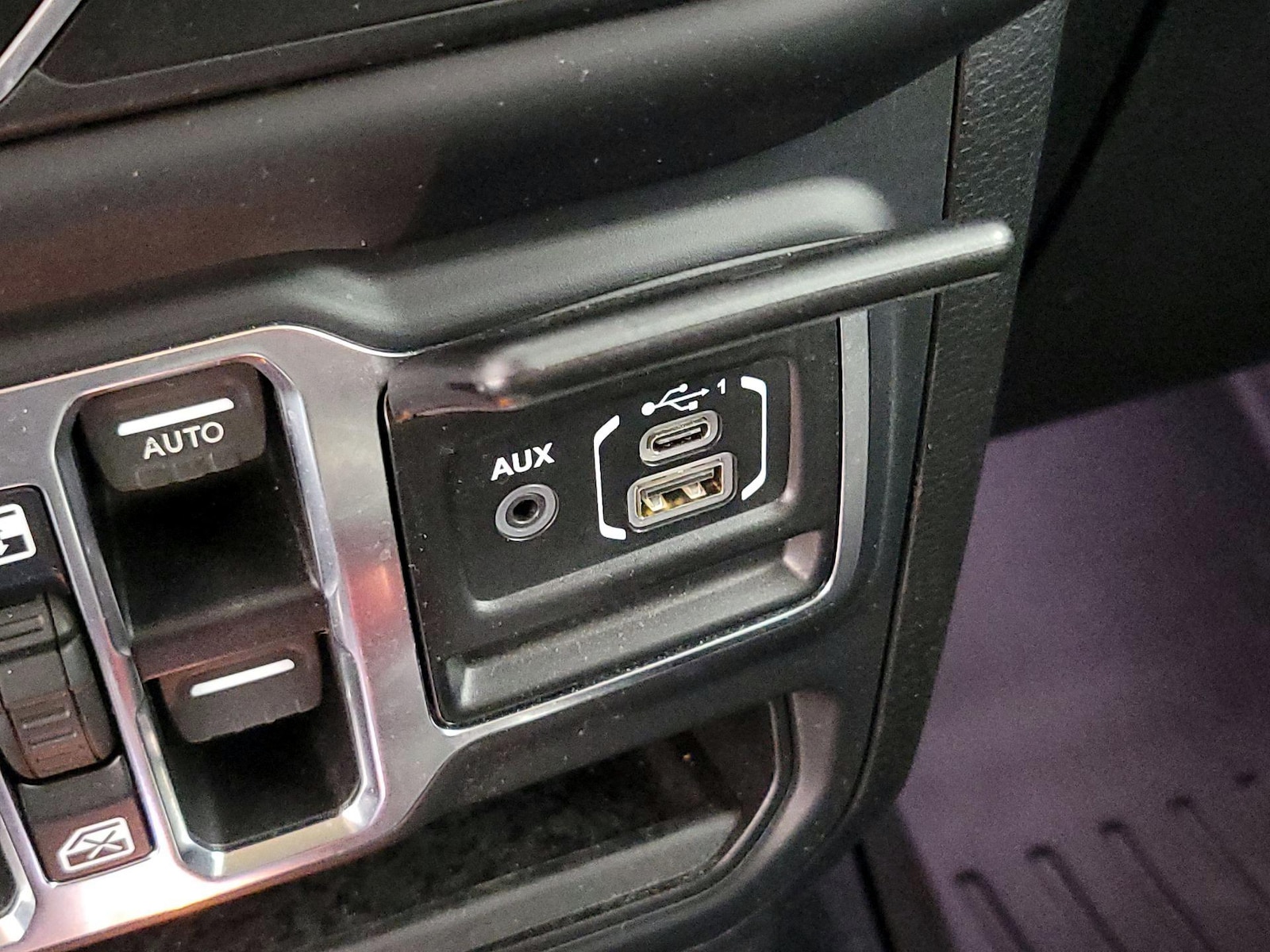 2018 Jeep All-New Wrangler Unlimited Sahara - Photo 11