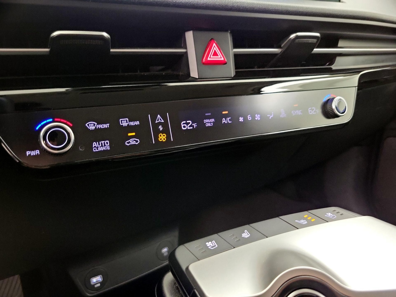 2023 Kia EV6 Wind - Photo 18