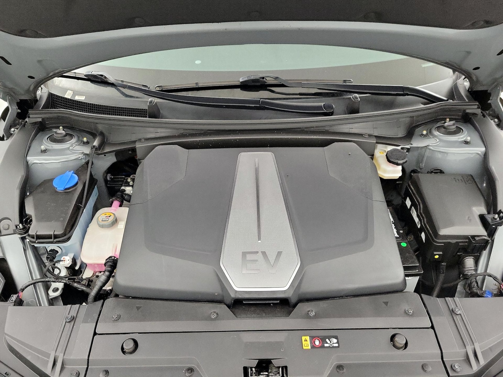 2023 Kia EV6 Wind - Photo 23