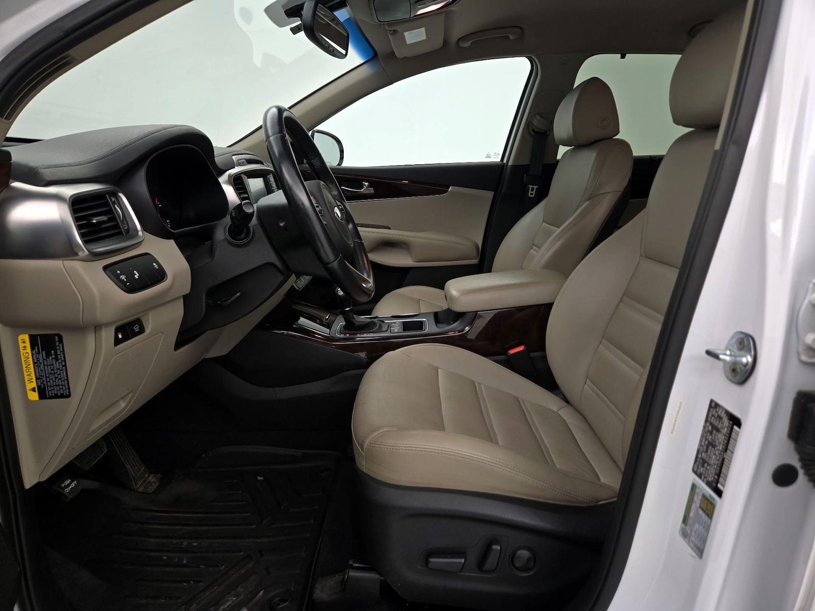 2018 Kia Sorento EX - Photo 12