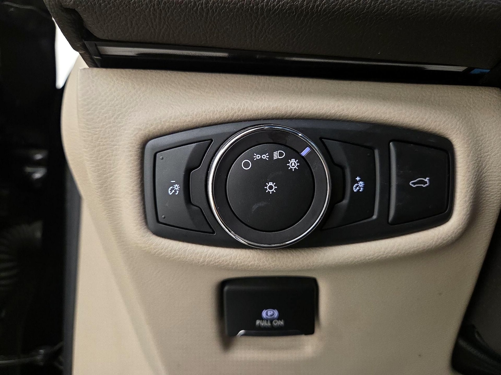 2017 Lincoln MKZ Select - Photo 14
