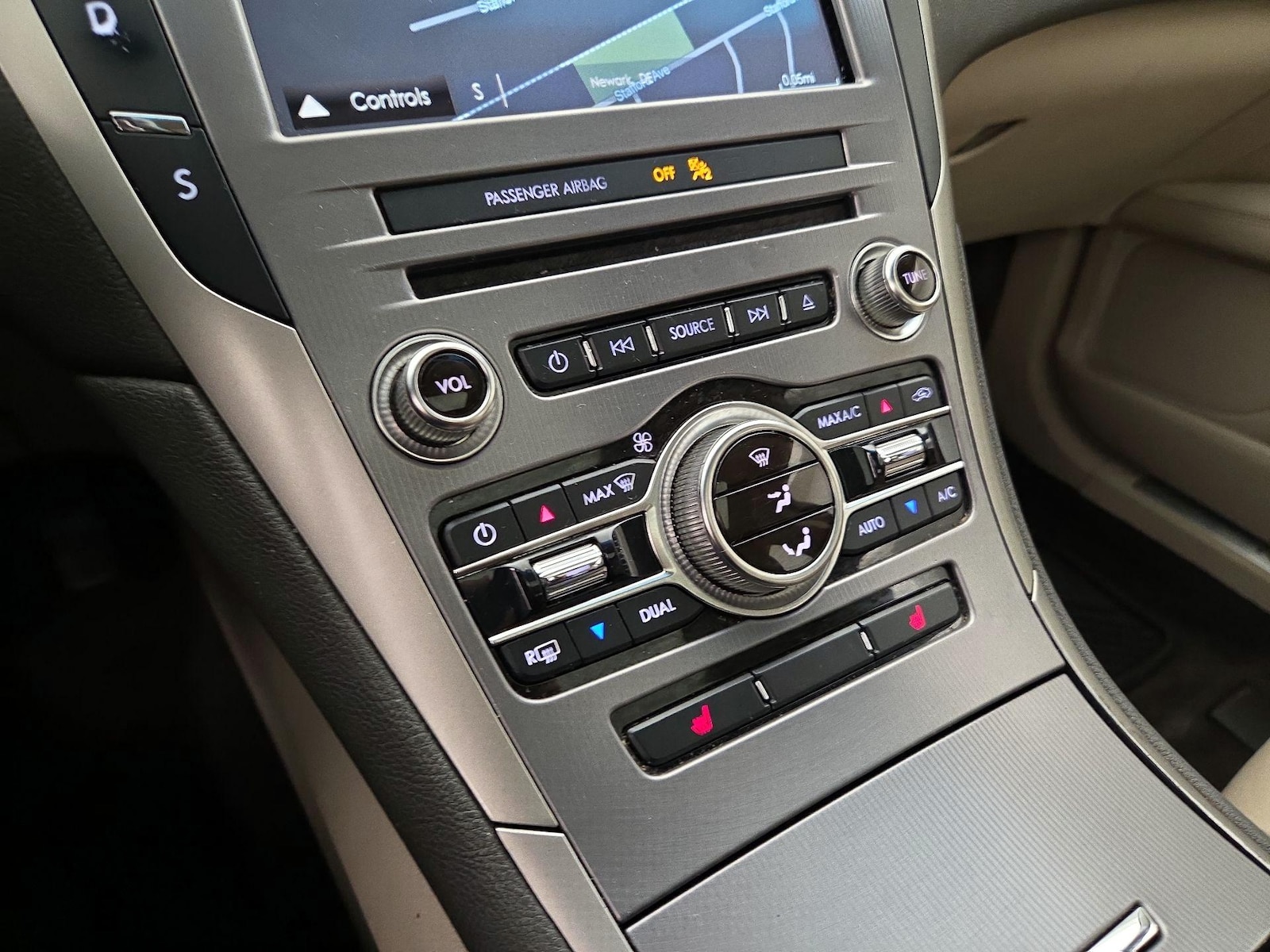 2017 Lincoln MKZ Select - Photo 18