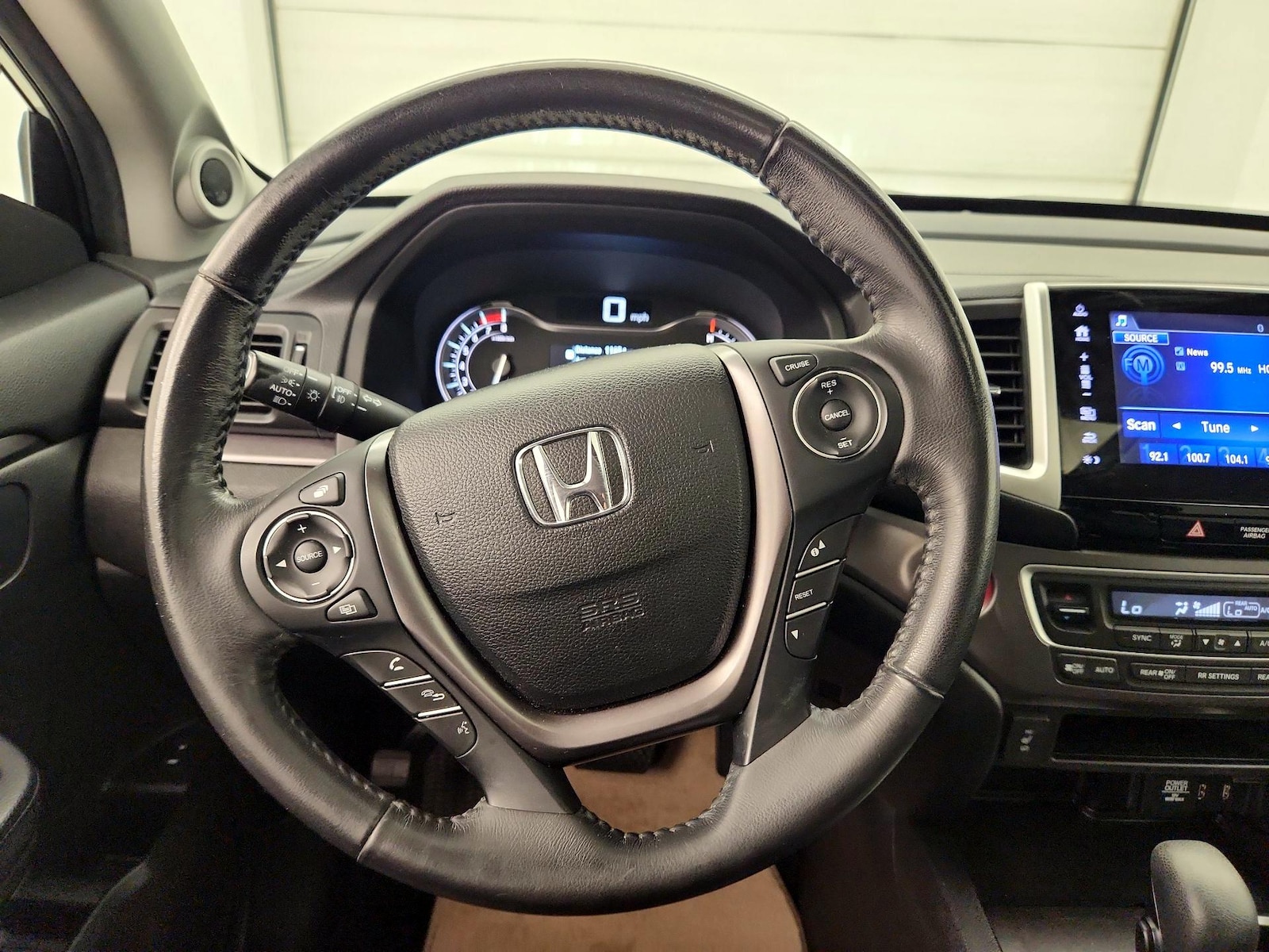 2018 Honda Pilot EX-L - Photo 11
