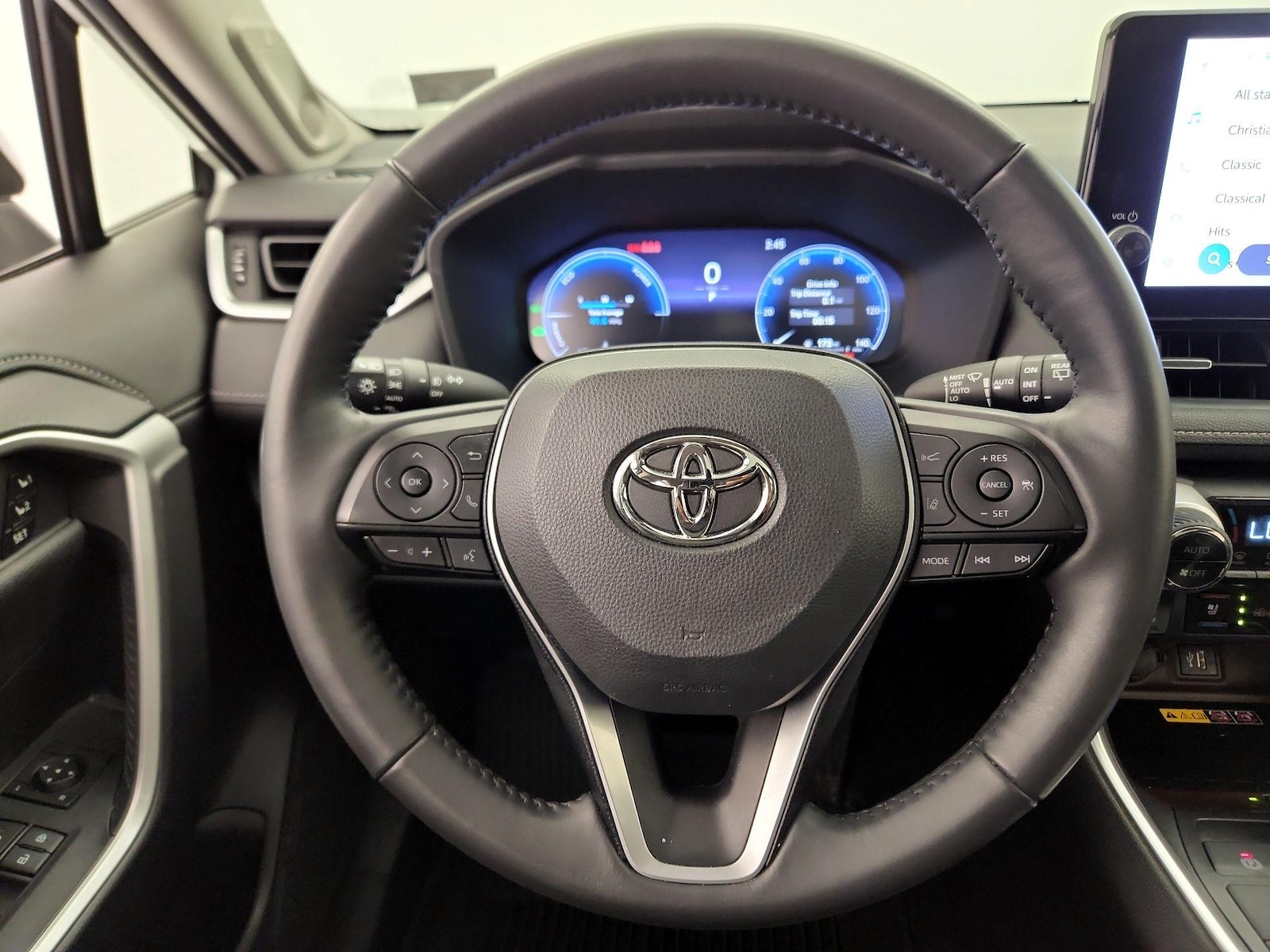 2023 Toyota RAV4 Limited - Photo 11