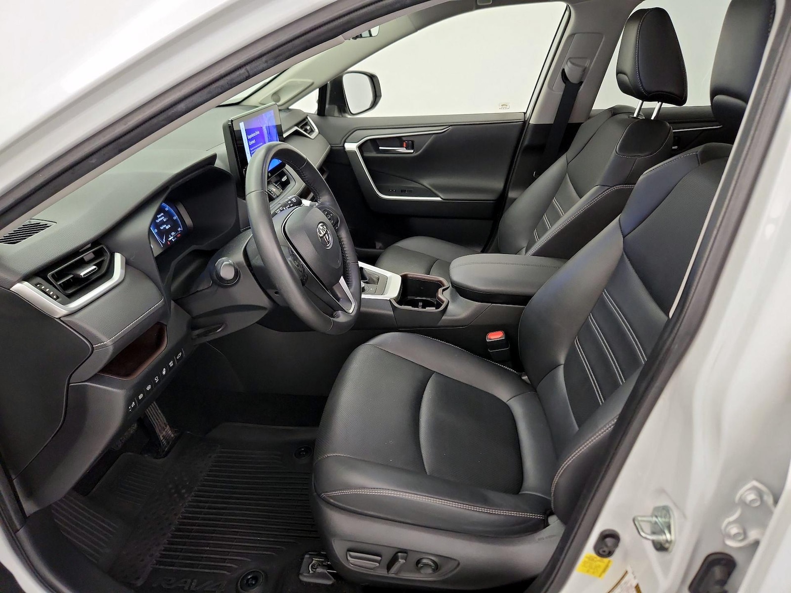 2023 Toyota RAV4 Limited - Photo 12