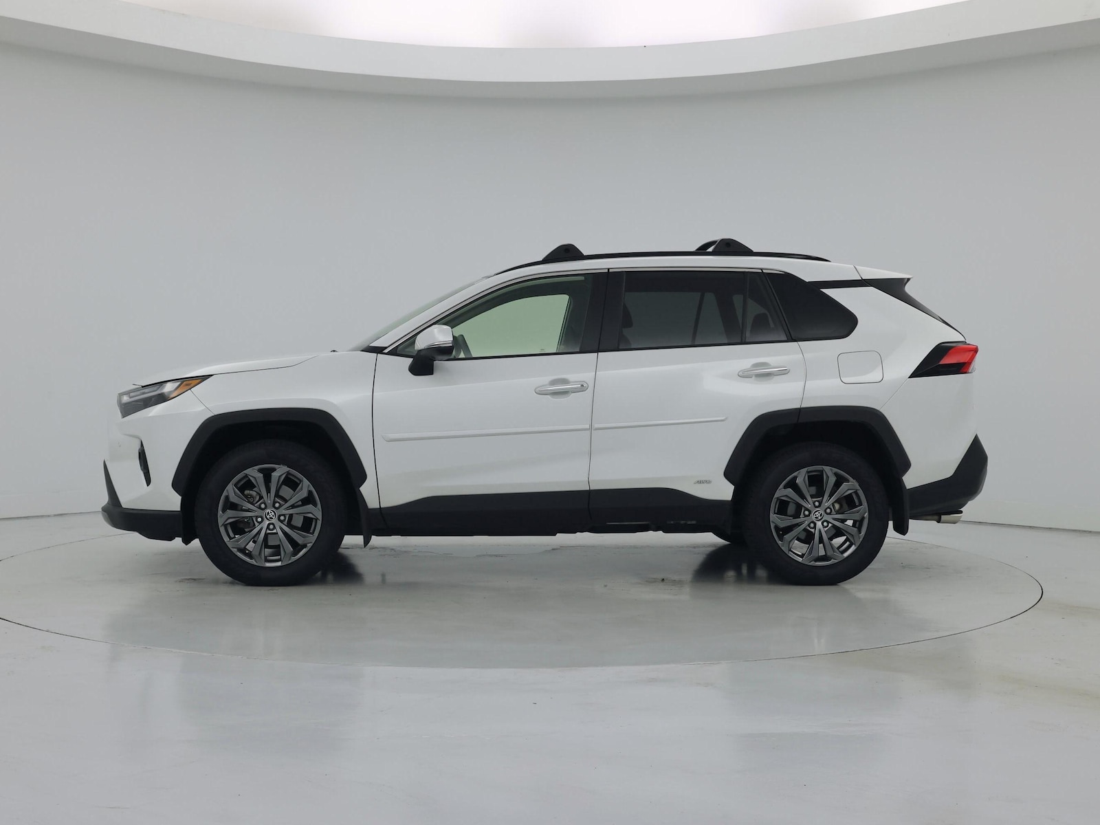 2023 Toyota RAV4 Limited - Photo 4
