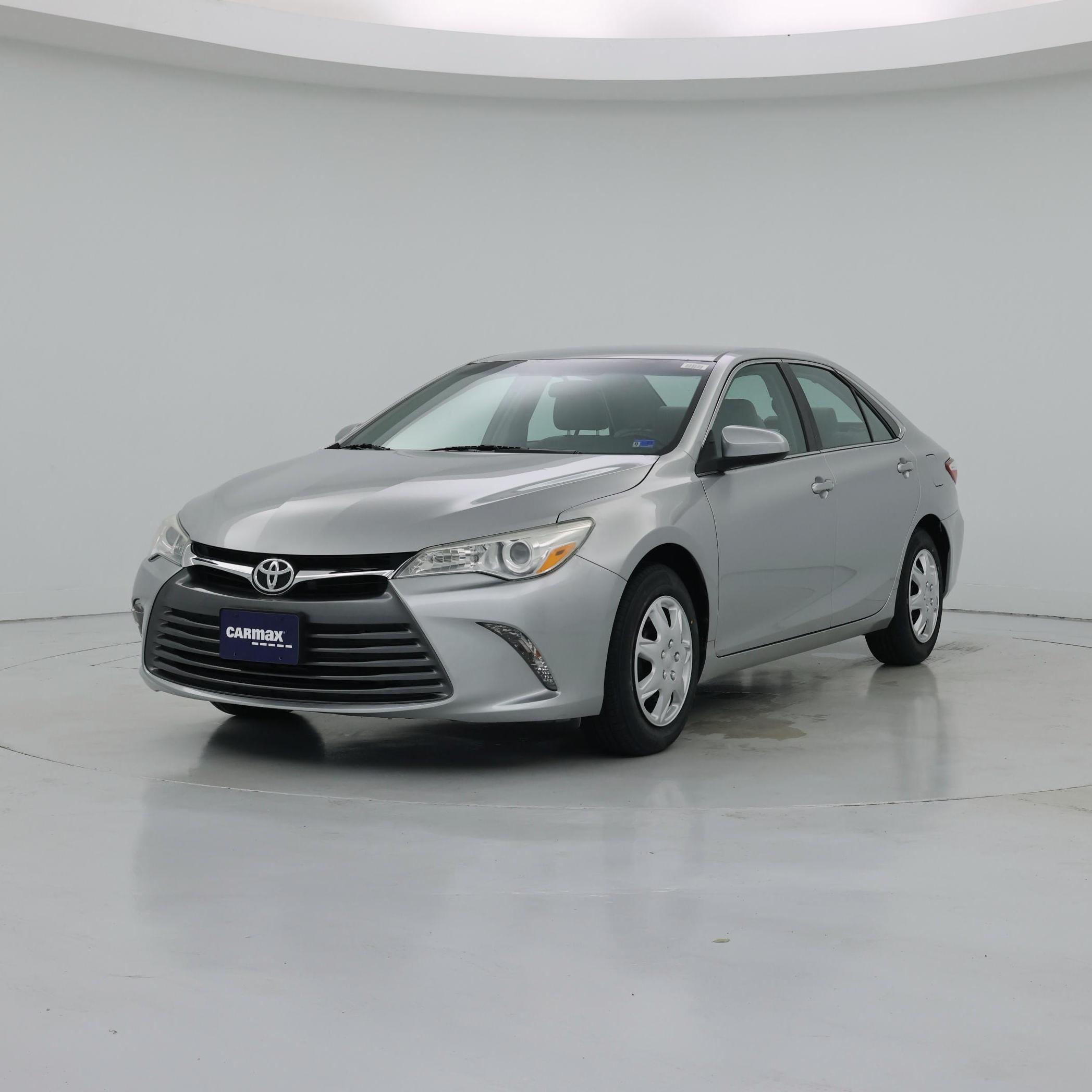 Thumbnail: 2015 Toyota Camry - 4