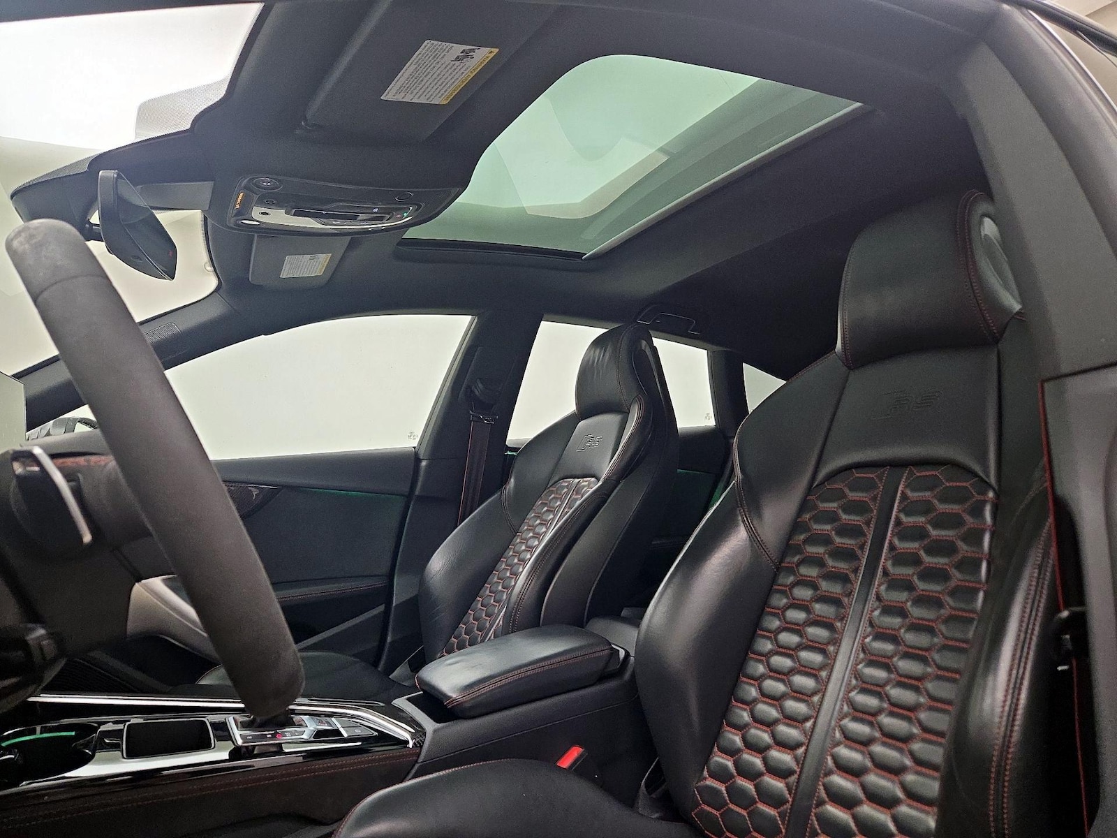 Sunroof(s) & Overhead Airbags
