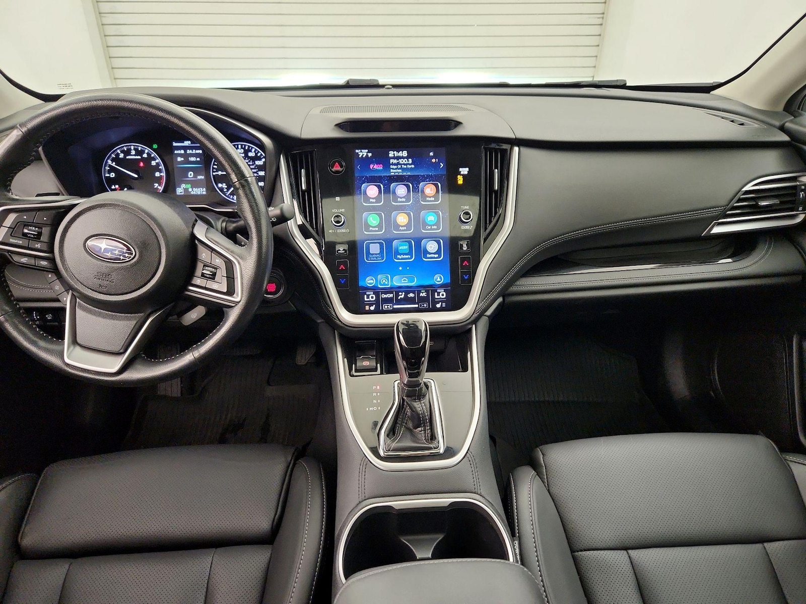 Apple CarPlay® & Android Auto™