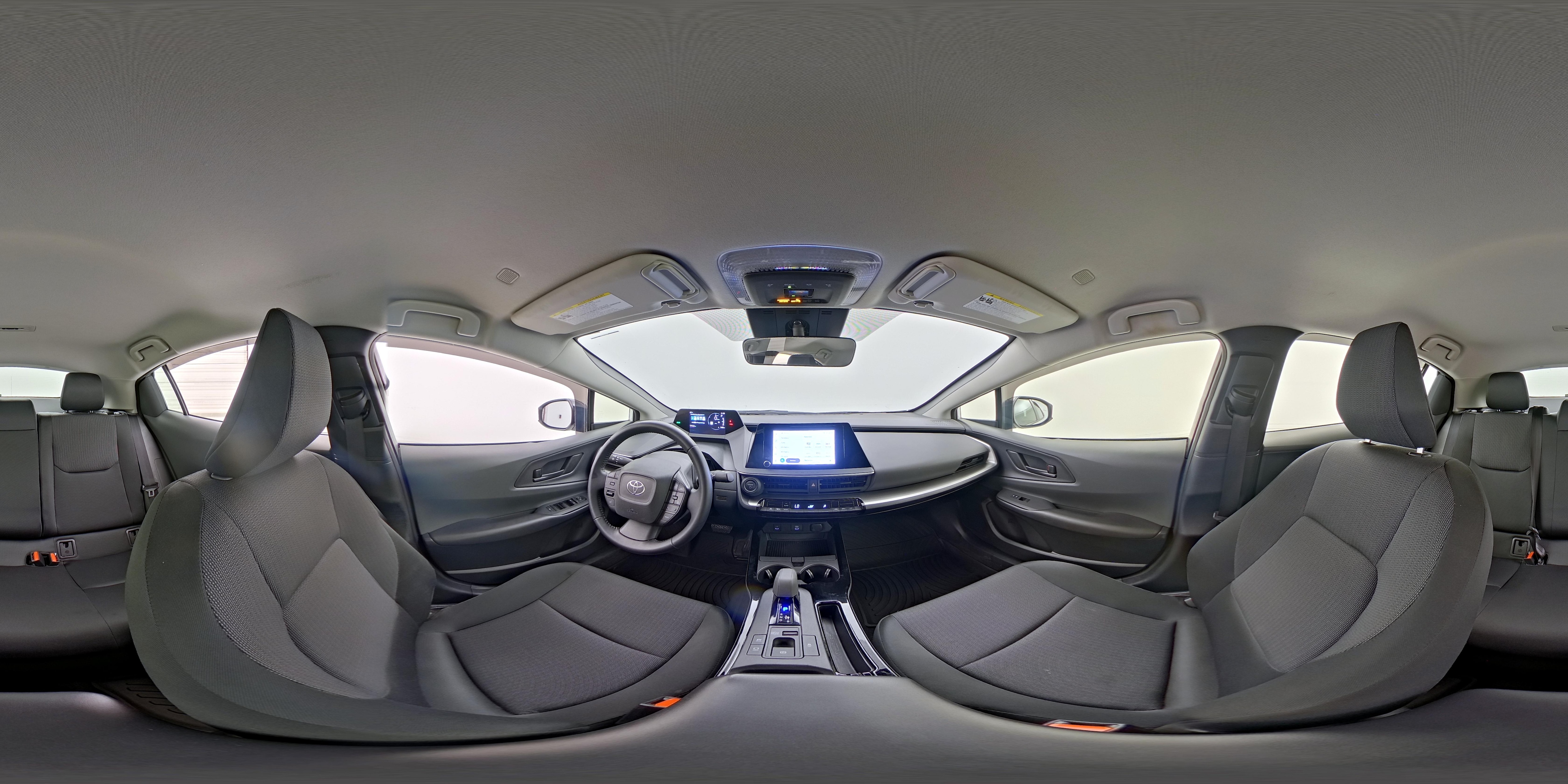 2024 Toyota Prius LE - Photo 24