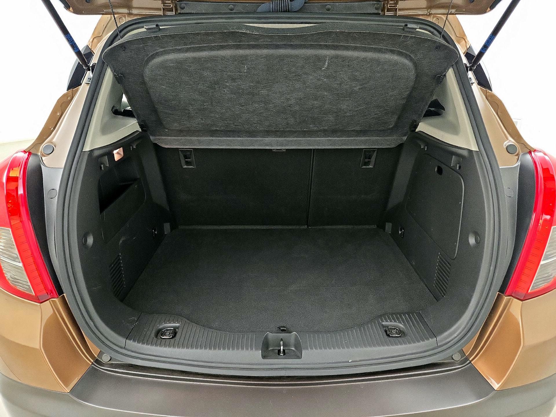 Thumbnail: 2016 Buick Encore - 19
