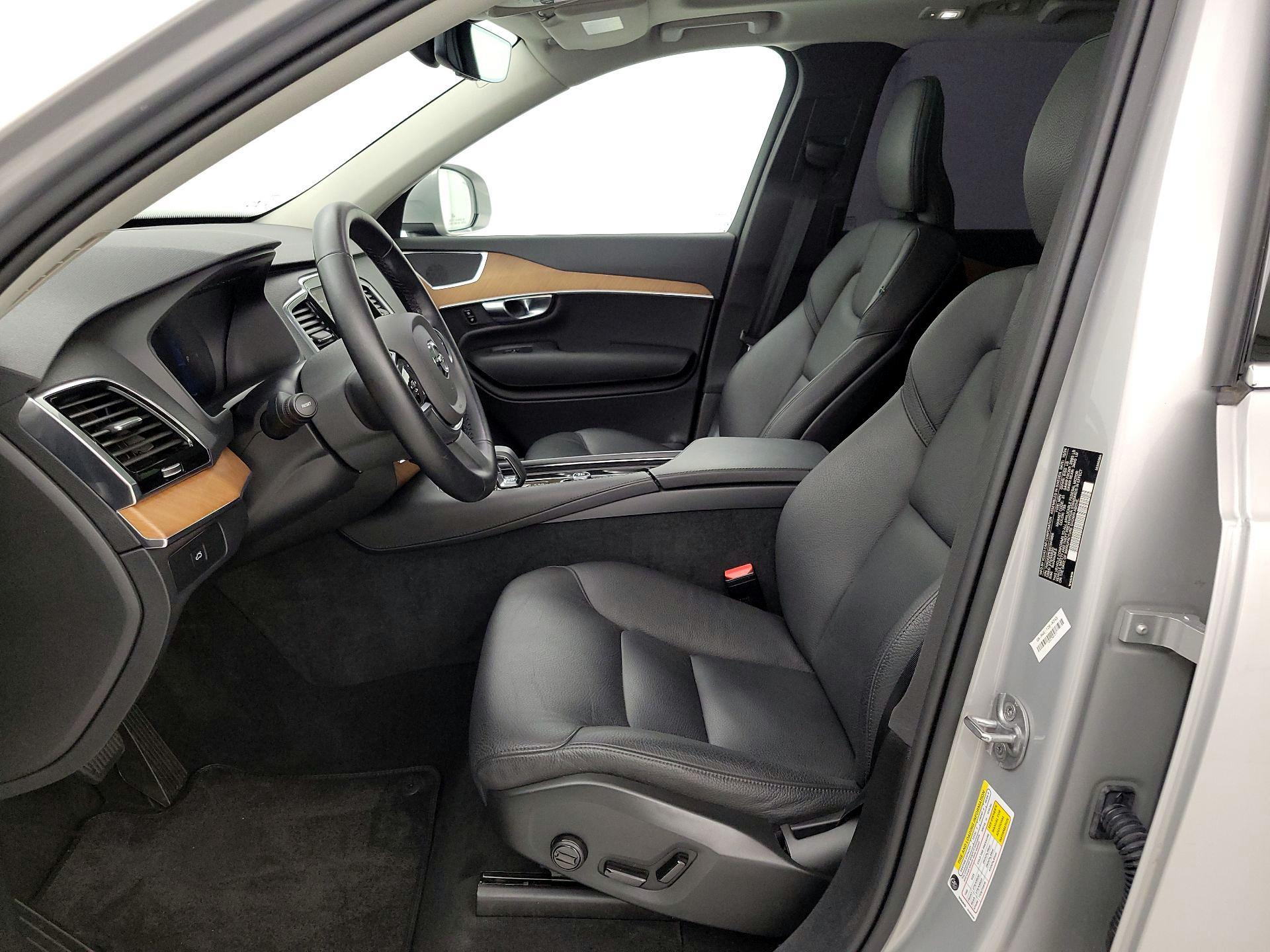 Thumbnail: 2025 Volvo XC90 - 11