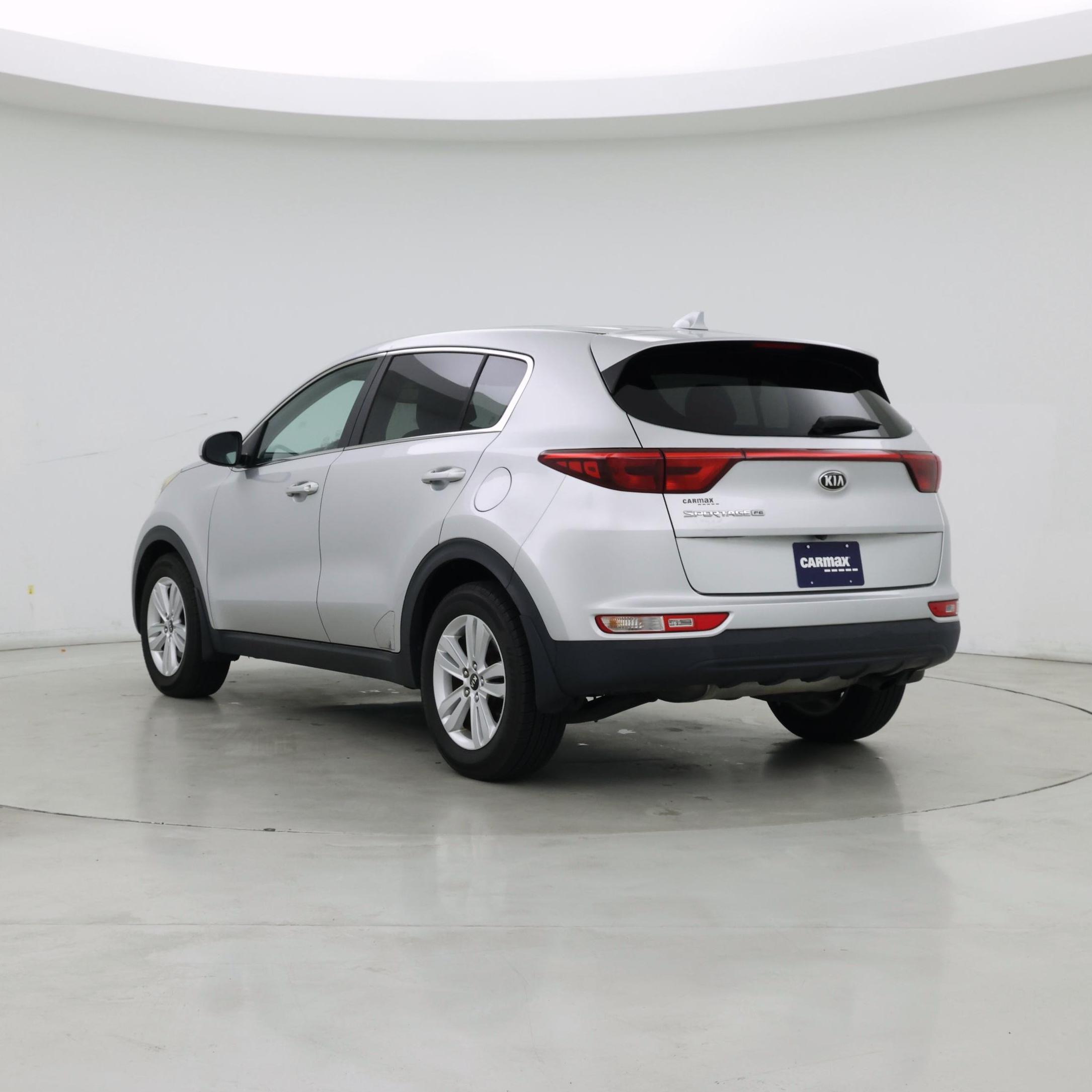 Thumbnail: 2017 Kia Sportage - 2