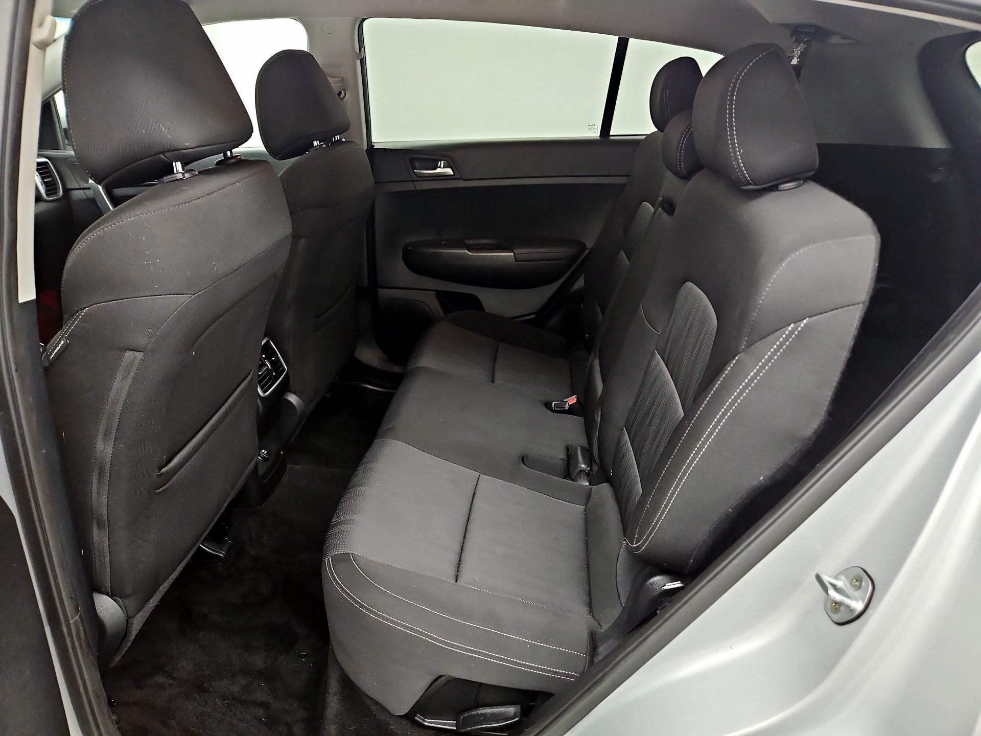 Thumbnail: 2017 Kia Sportage - 19
