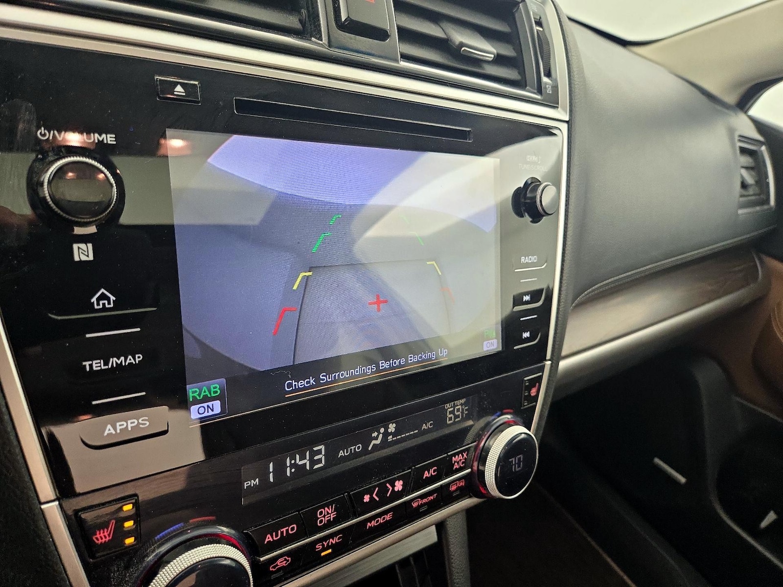 2018 Subaru Outback Touring - Photo 16