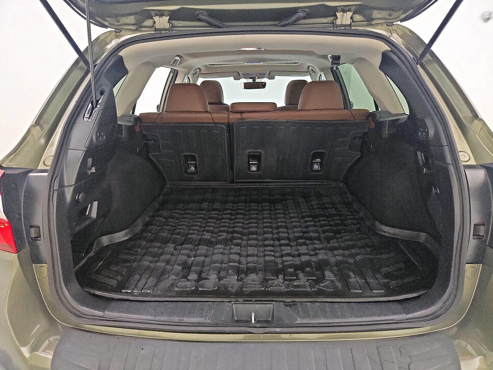 2018 Subaru Outback Touring - Photo 23