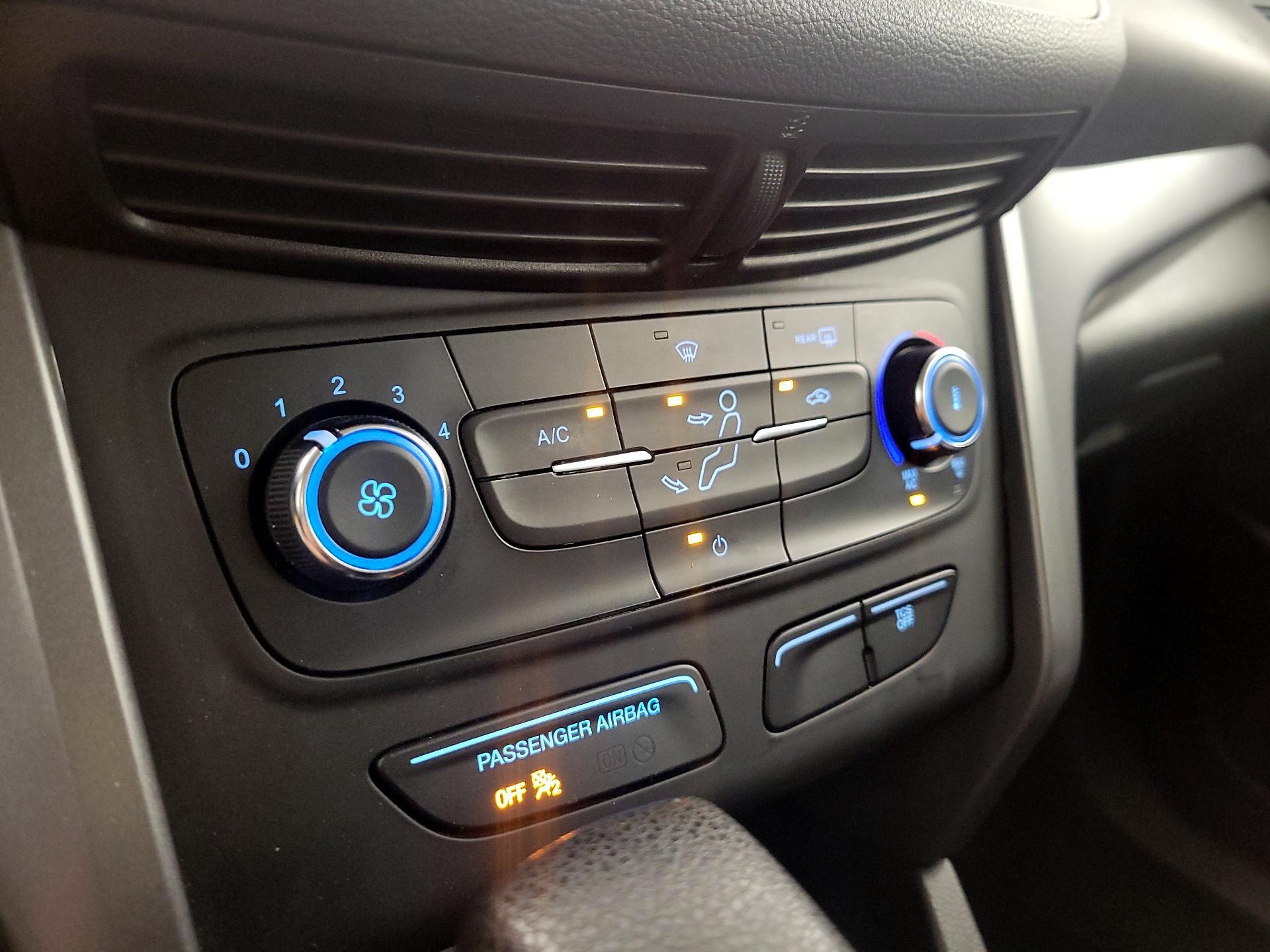 Thumbnail: 2017 Ford Escape - 16