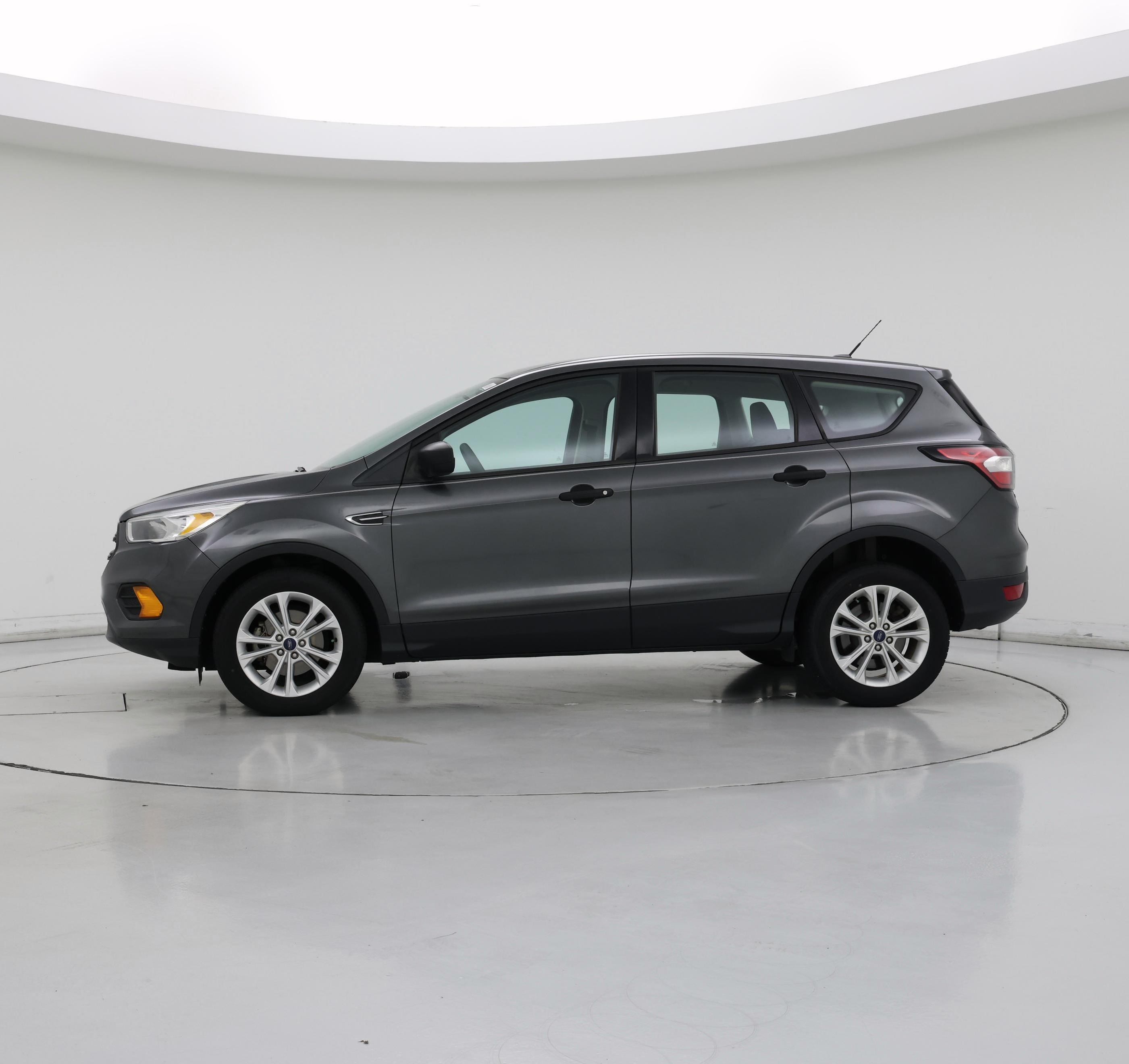 Thumbnail: 2017 Ford Escape - 3