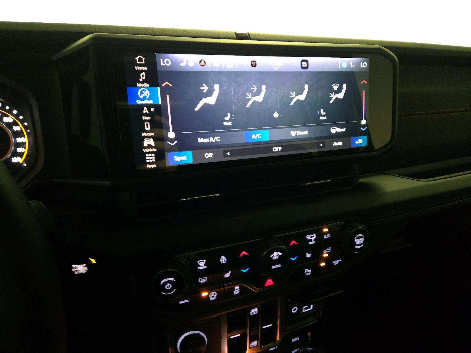 2025 Jeep Wrangler 4-Door Rubicon X - Photo 18
