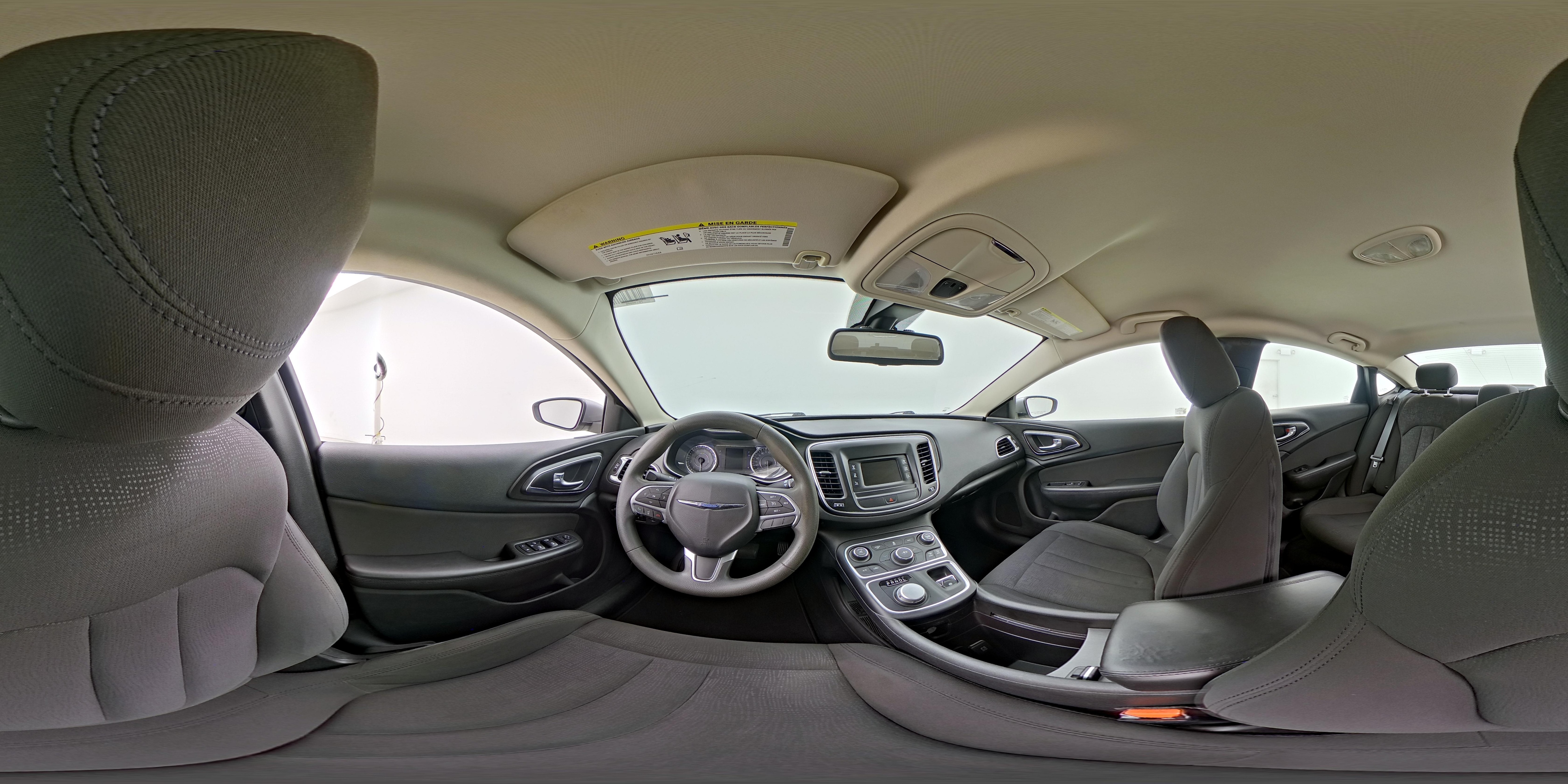 2015 Chrysler 200 Limited - Photo 27