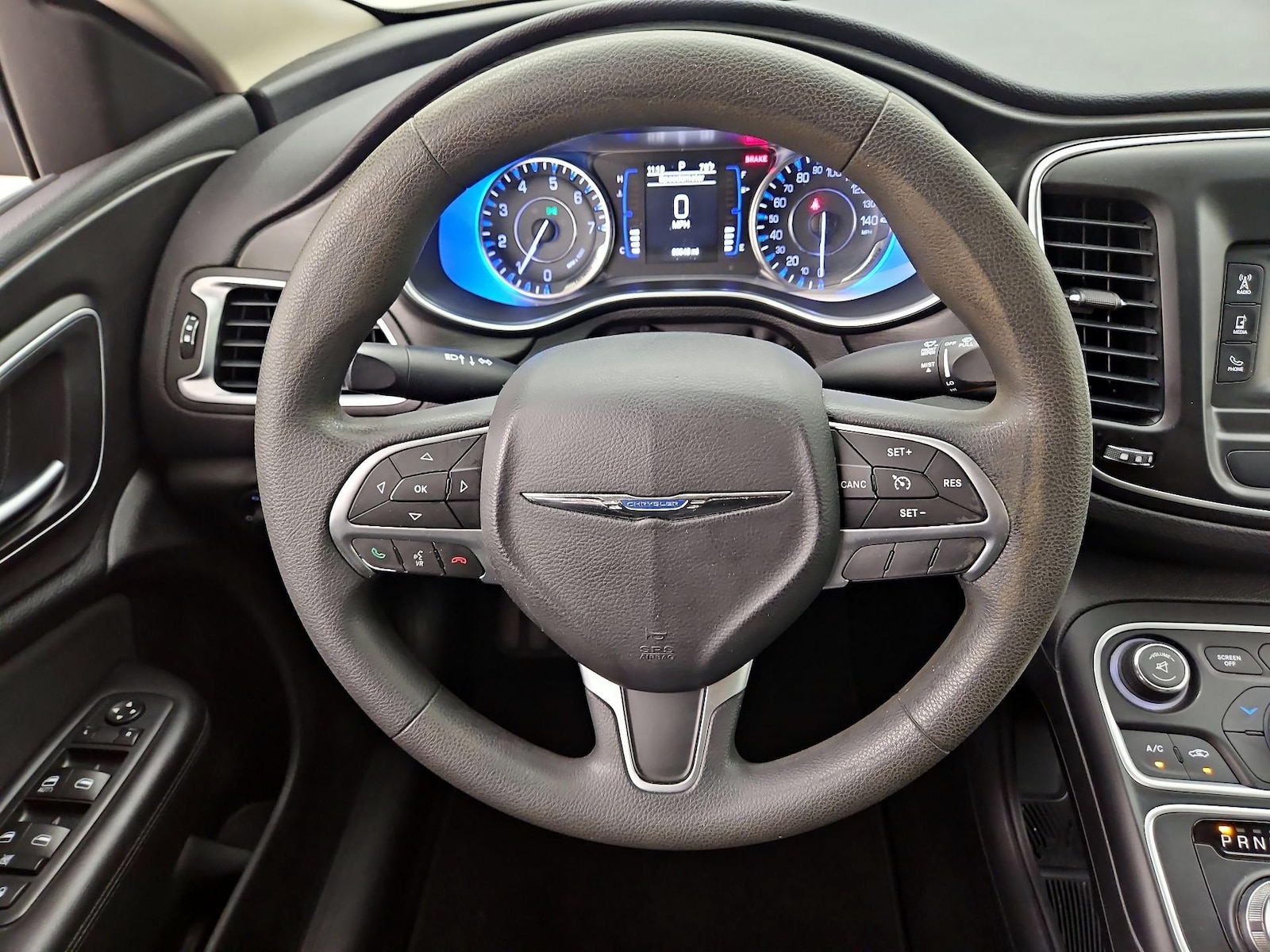 2015 Chrysler 200 Limited - Photo 11