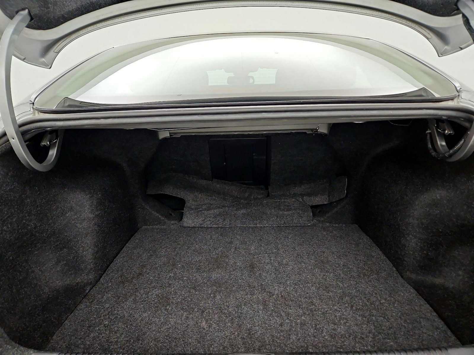 2015 Chrysler 200 Limited - Photo 22